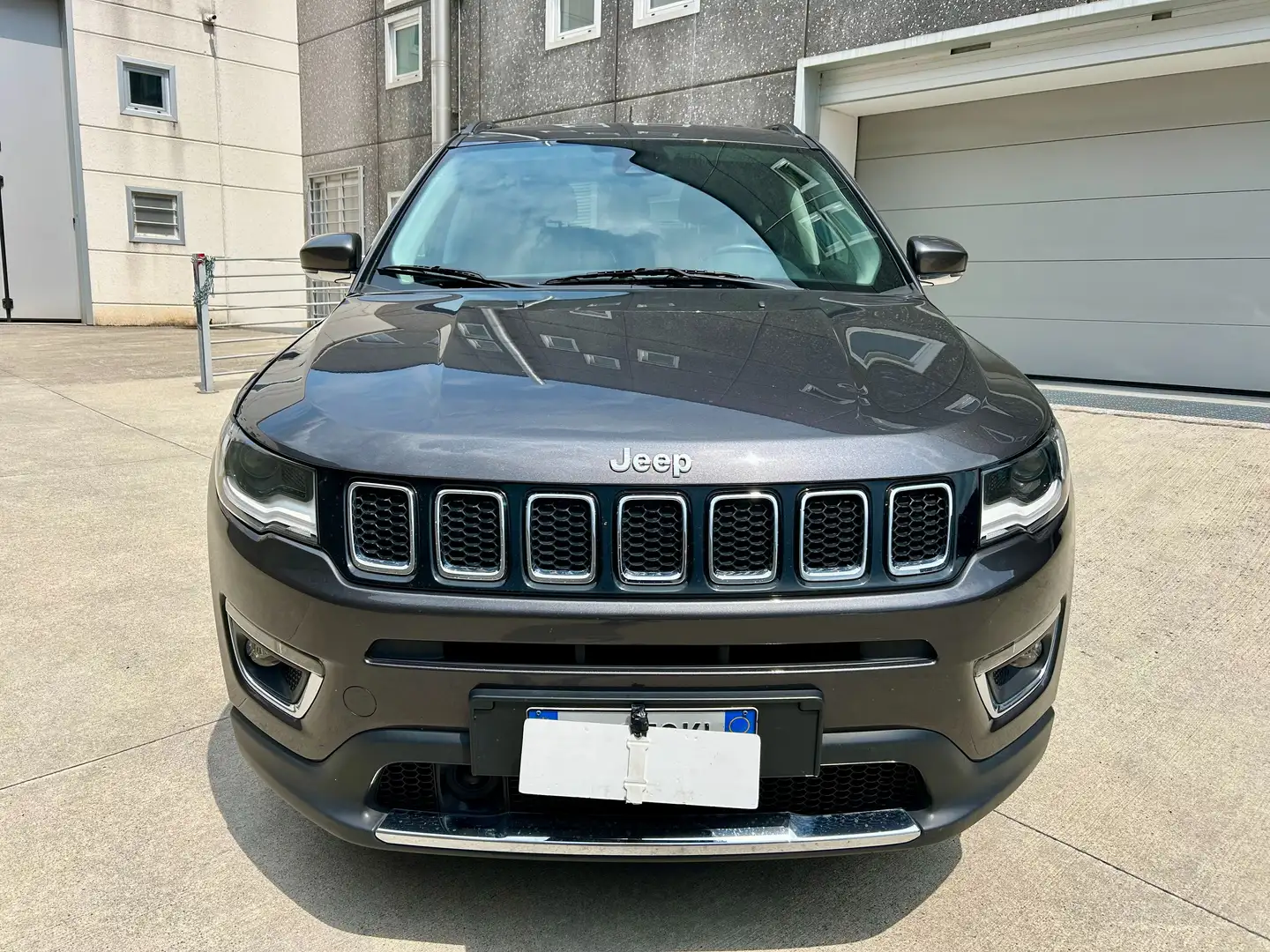 Jeep Compass Compass 2.0 mjt Longitude 4wd 140cv auto Grigio - 2