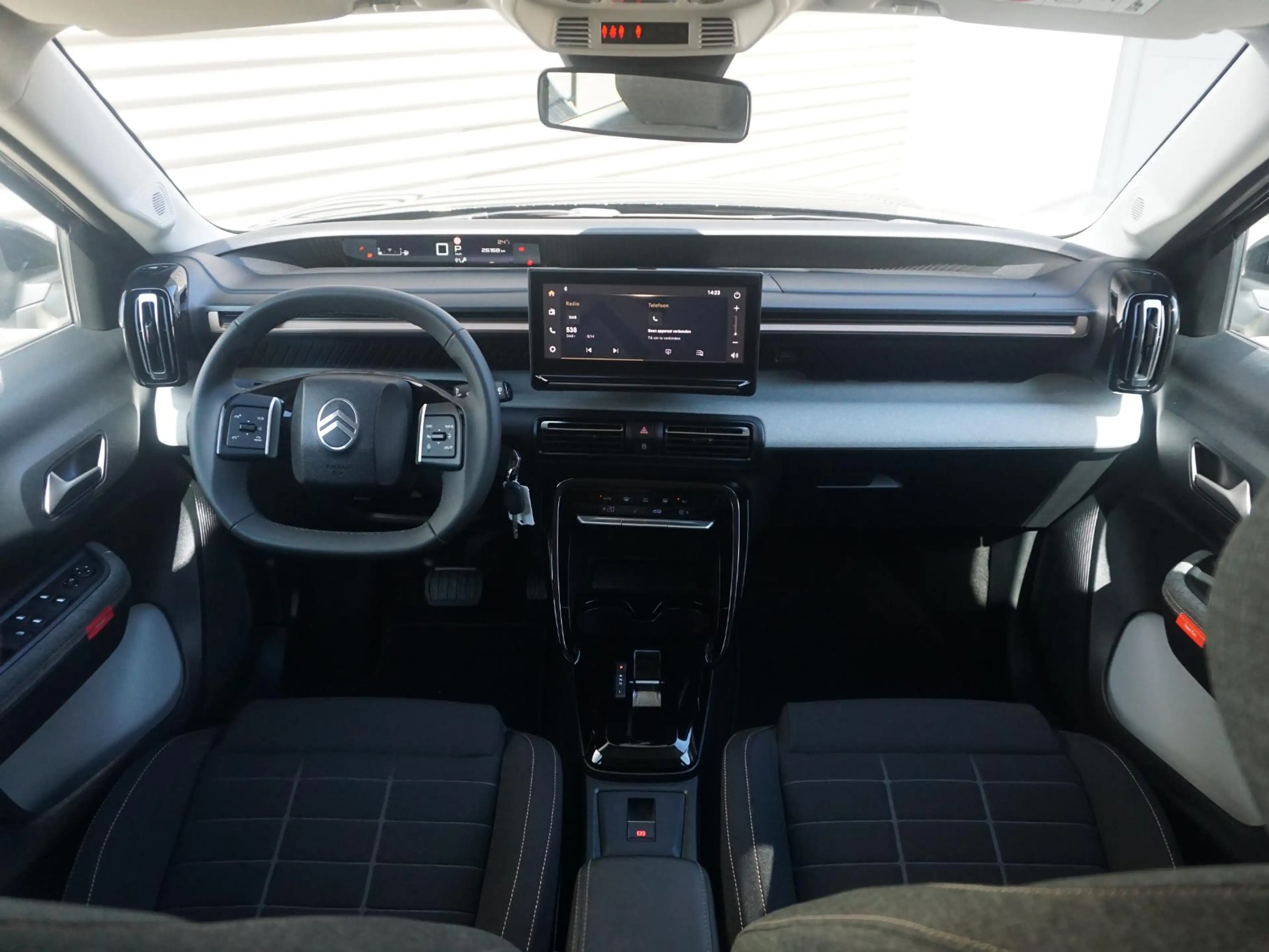 Citroen C3 Aircross 1.2 Hybrid 145pk Plus Climate control — photo 11