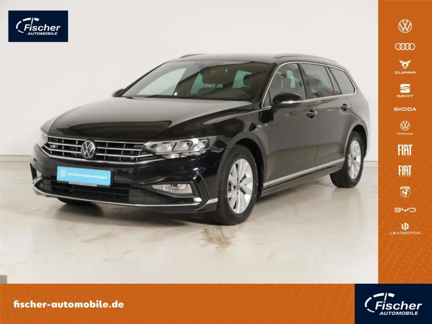 Volkswagen Passat Variant 2.0 TDI R-Line DSG NAV/LED/RFK/SH Schwarz - 1