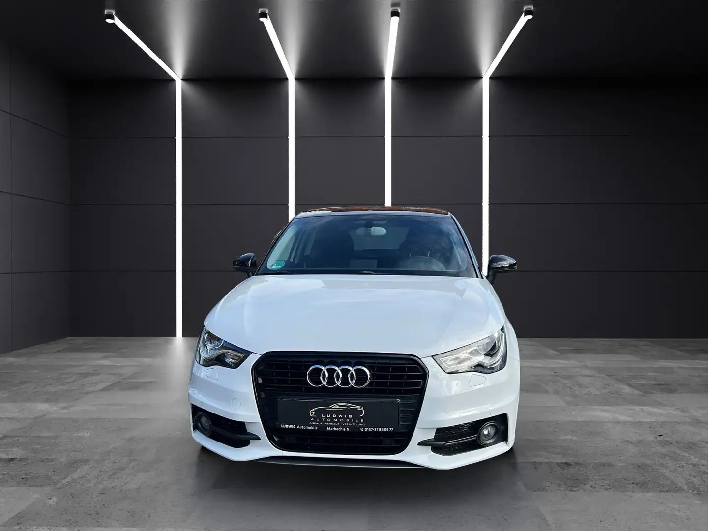 Audi A1 Sportback admired/S-LINE/AUTOMATIK/5 TÜRE Blanc - 2