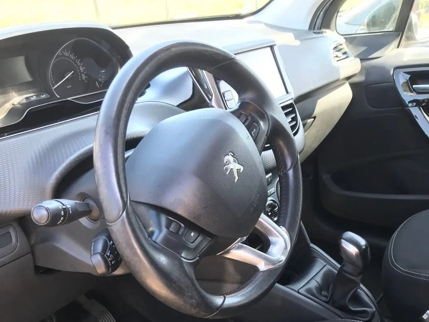 Peugeot 208 208 1.6 BlueHDi 100ch BVM5 Style Bleu - 2