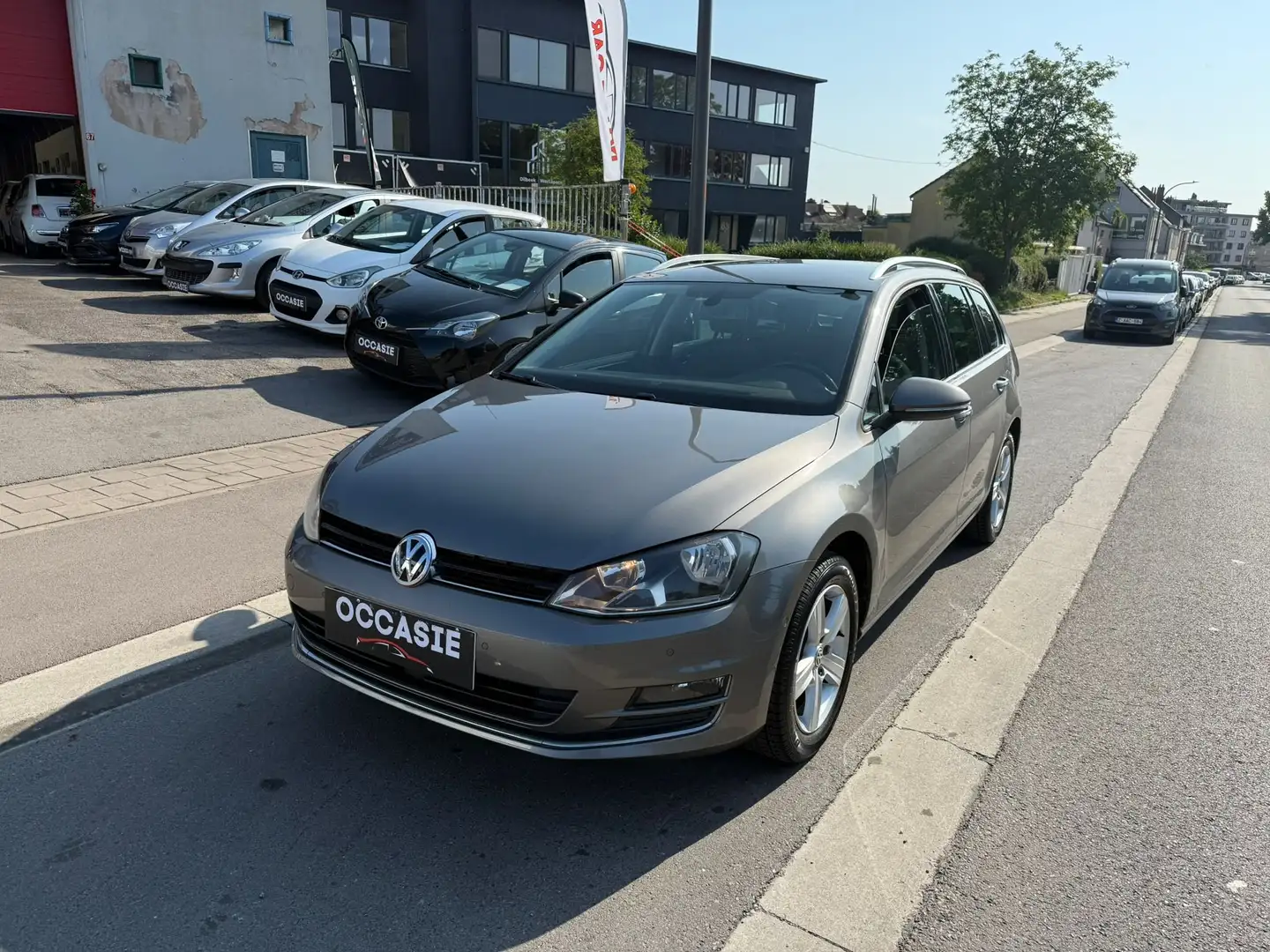 Volkswagen Golf Variant SW 1.2 TSI Trendline**12M GARANTIE** Grigio - 1