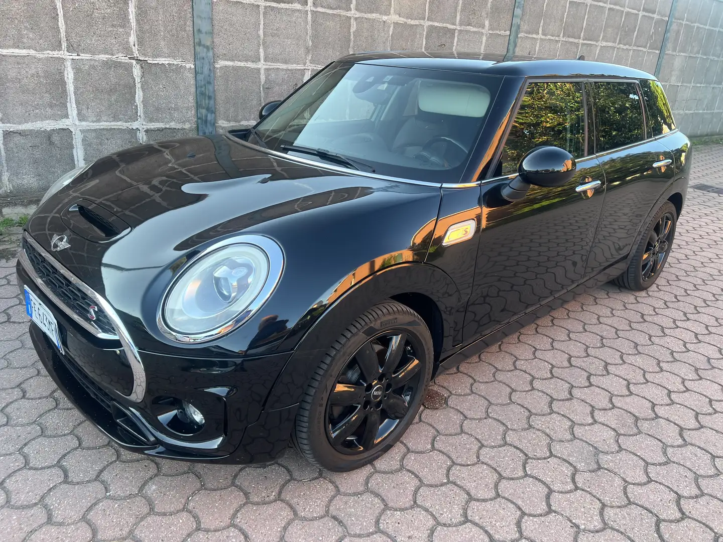 MINI Cooper SD Clubman 2.0 HYPE AUTO 190CV STUPENDA Nero - 1