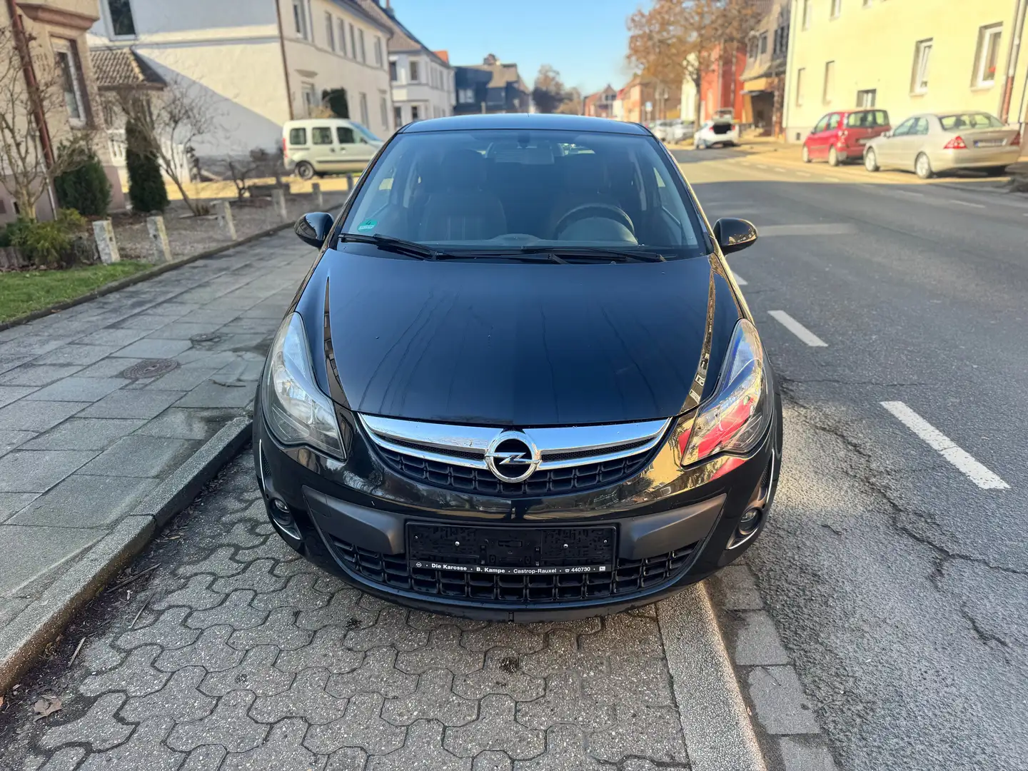 Opel Corsa 1,2 Kupplung&TÜV&Inspektion NEU Klima 8-Reifen Schwarz - 2