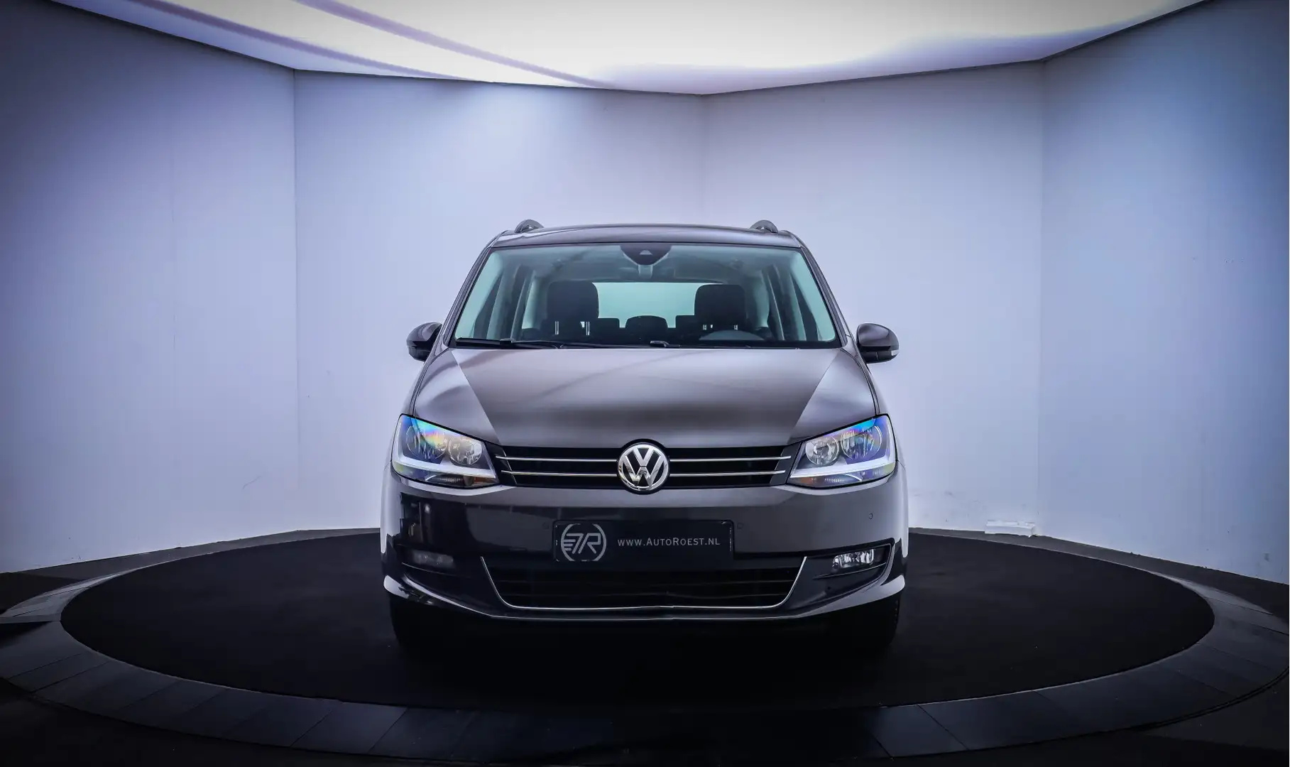 Volkswagen Sharan 1.4TSI DSG 7P COMFORTLINE NAVI | CARPLAY | STOELVE Grijs - 2