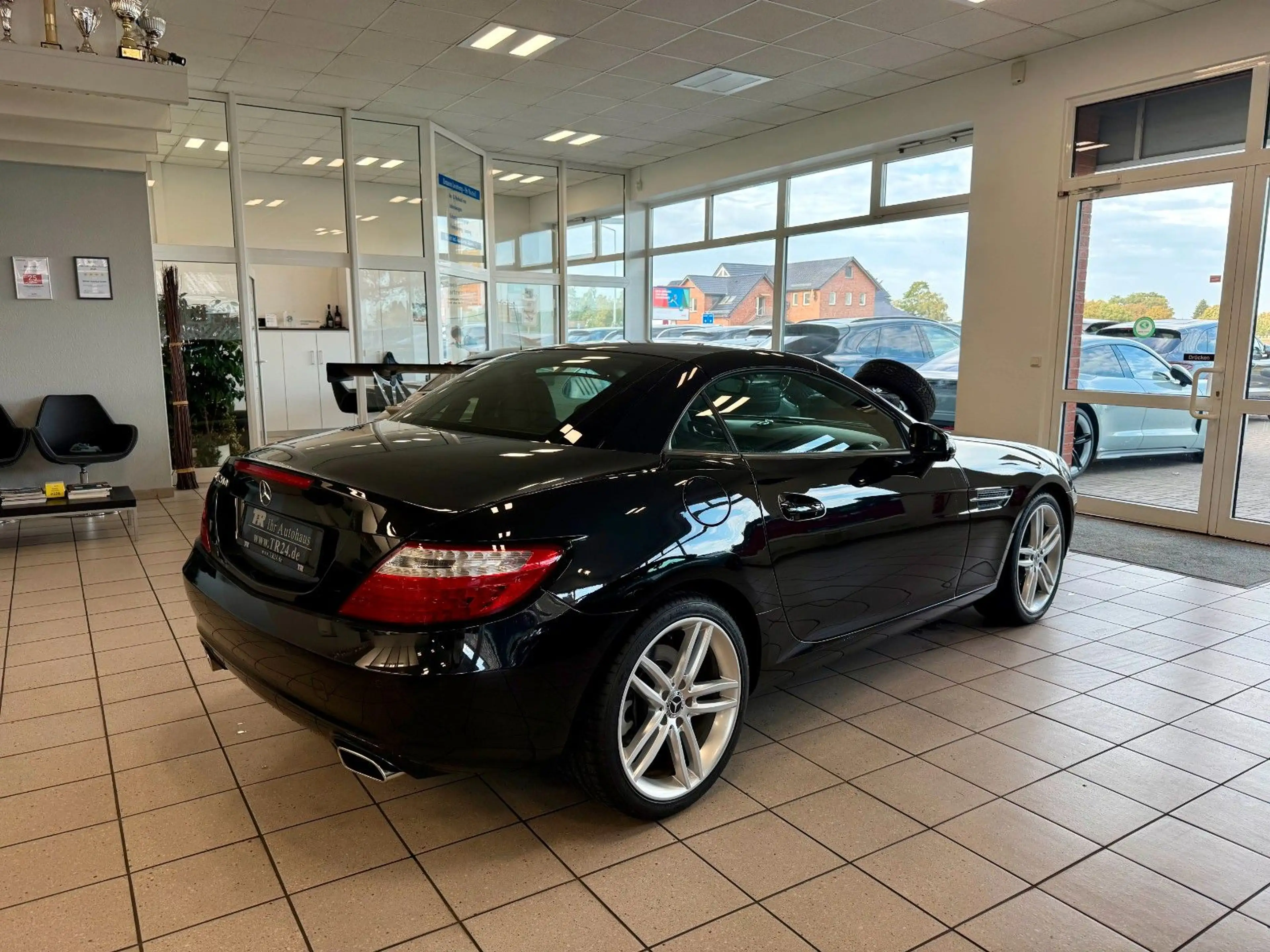 Mercedes-Benz SLK 200 7G-Tronic/AIRSCARF/Panorama/MB-Historie — photo 9