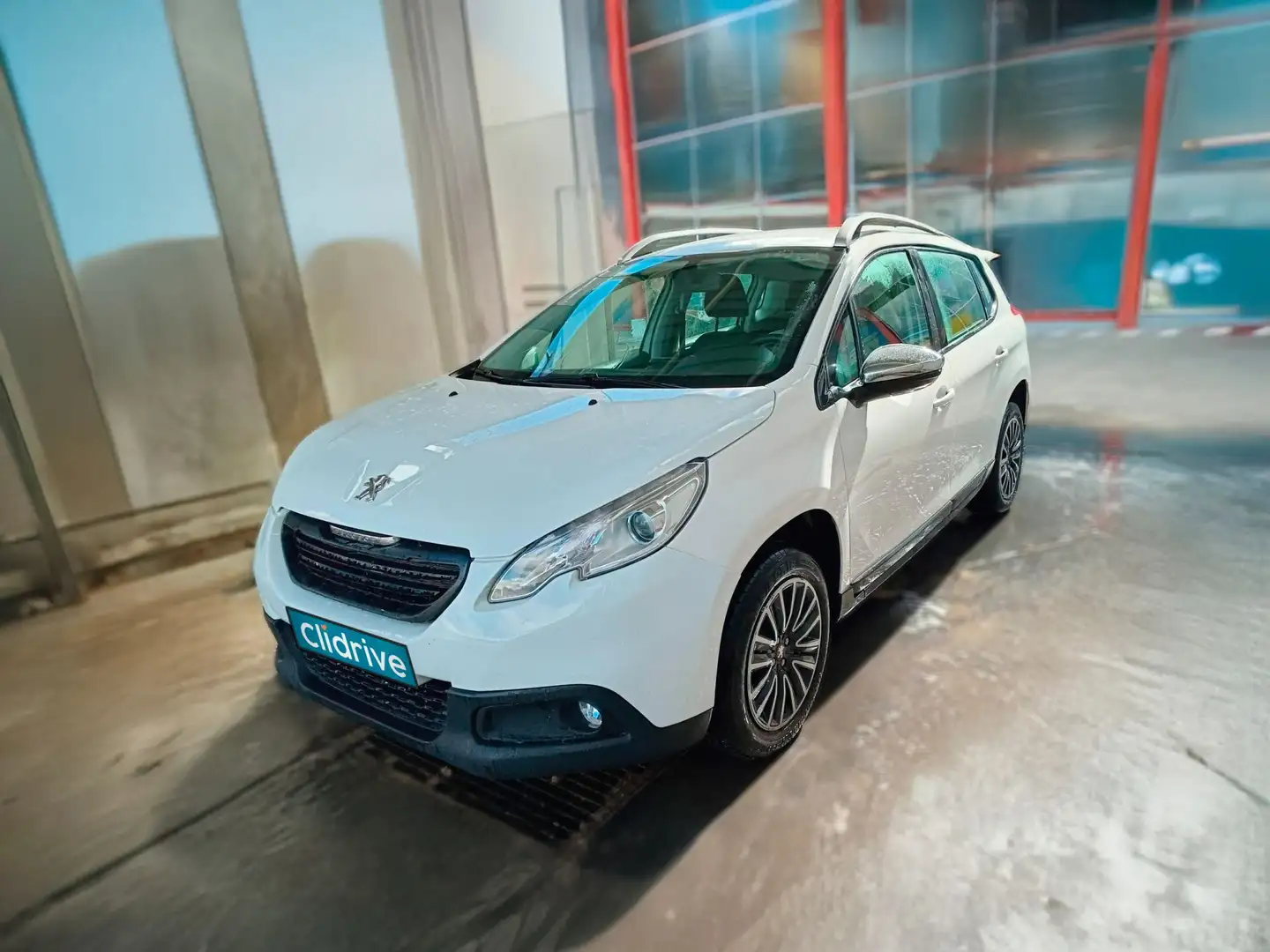 Peugeot 2008 Active 1.2 VTi 82 Blanc - 2