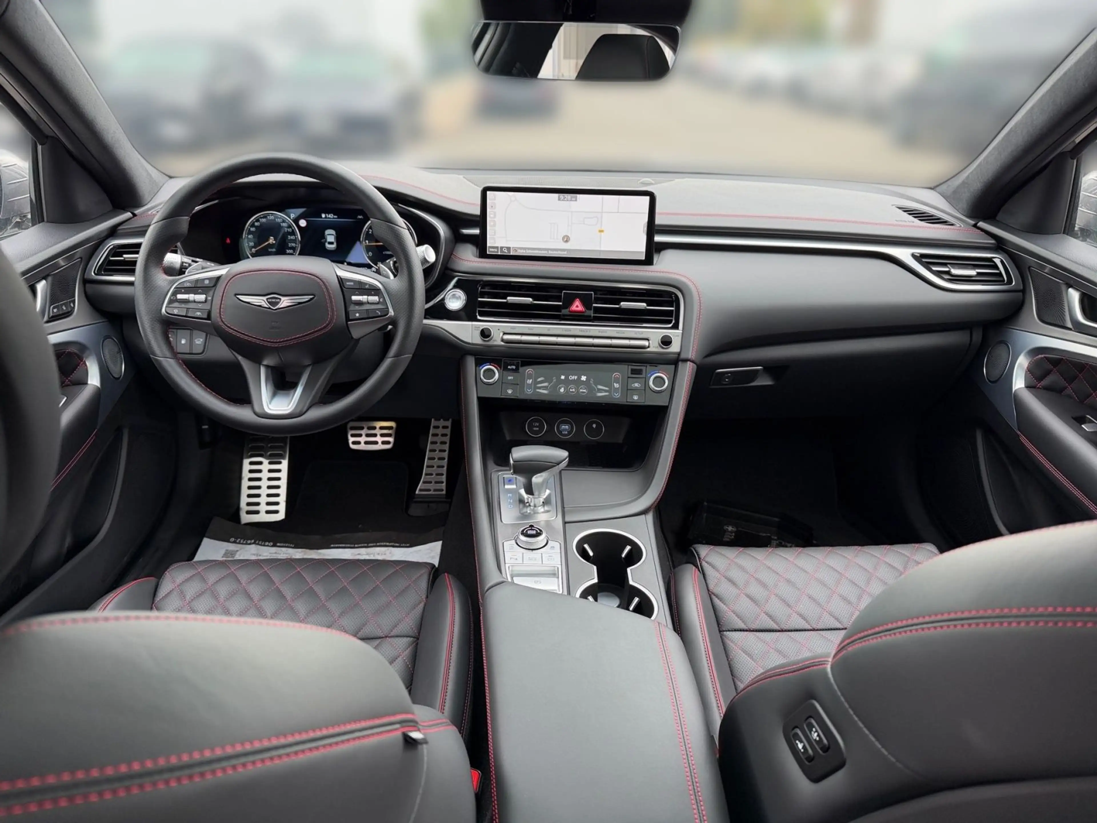 Genesis G70 2.0 T-GDi Sedan Sport 2WD Glasschiebedach — photo 11