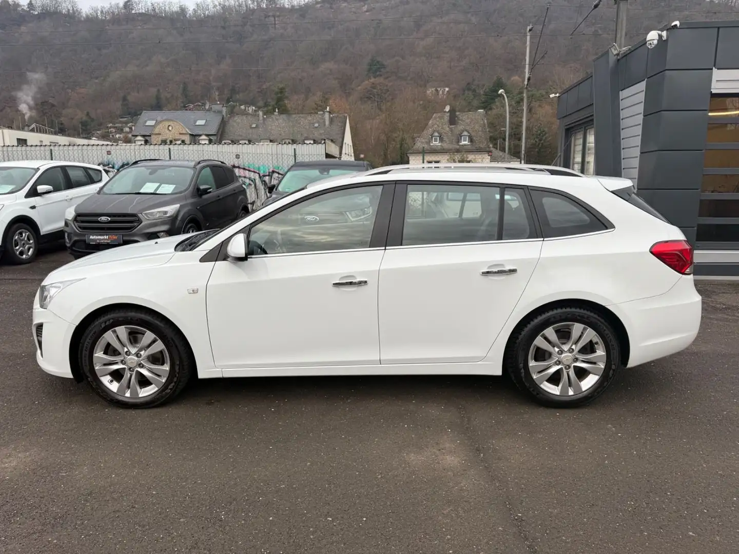 Chevrolet Cruze ! Unfallwagen! TÜV bis 09.2026! Export! Blanc - 2