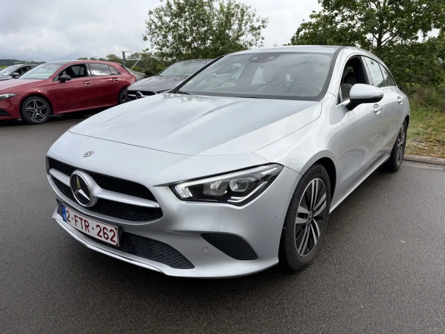 Mercedes-Benz CLA 180 d Business Line Gris - 1