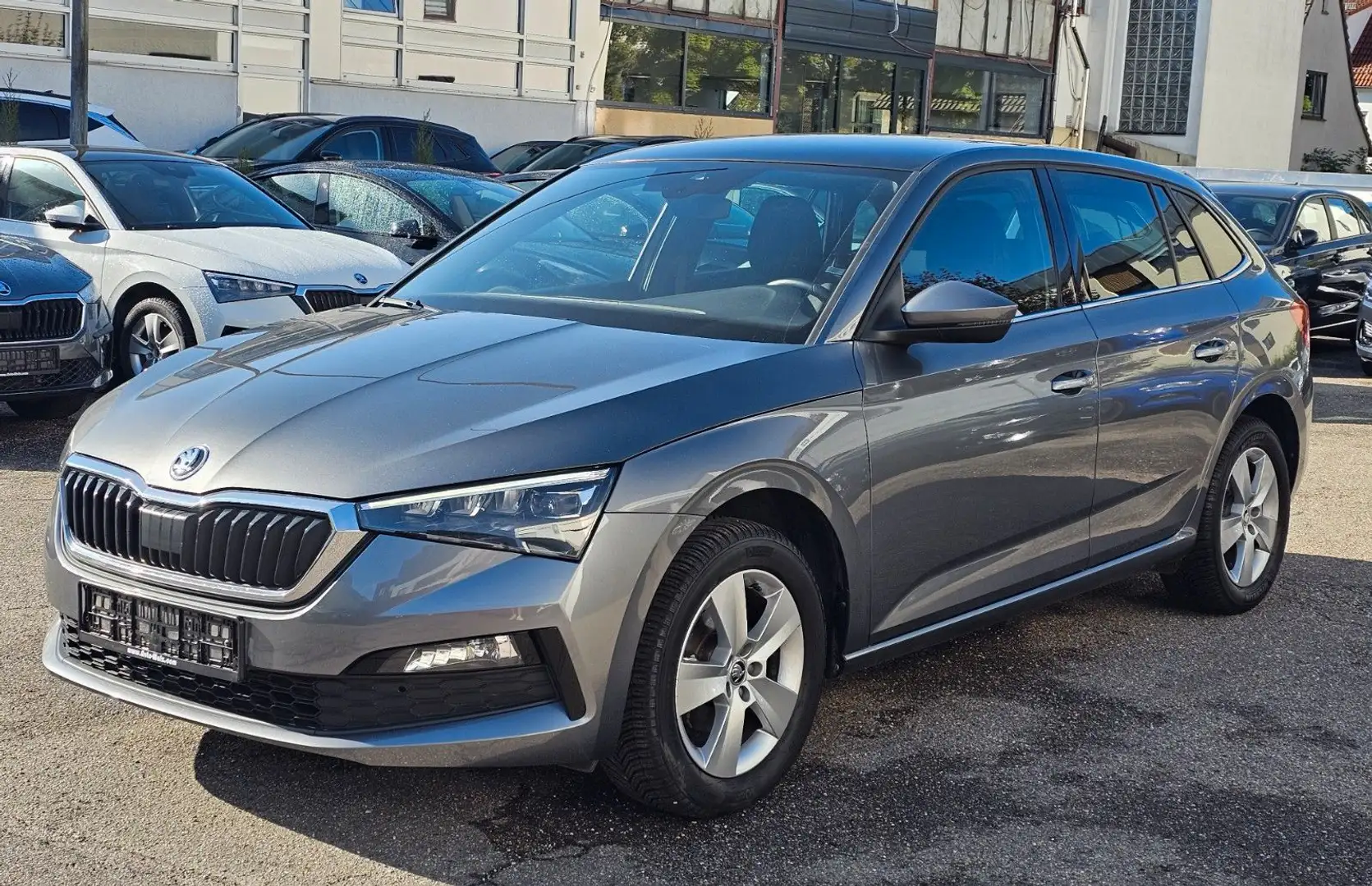 Skoda Scala Style 1,5 TSI DSG Grau - 1