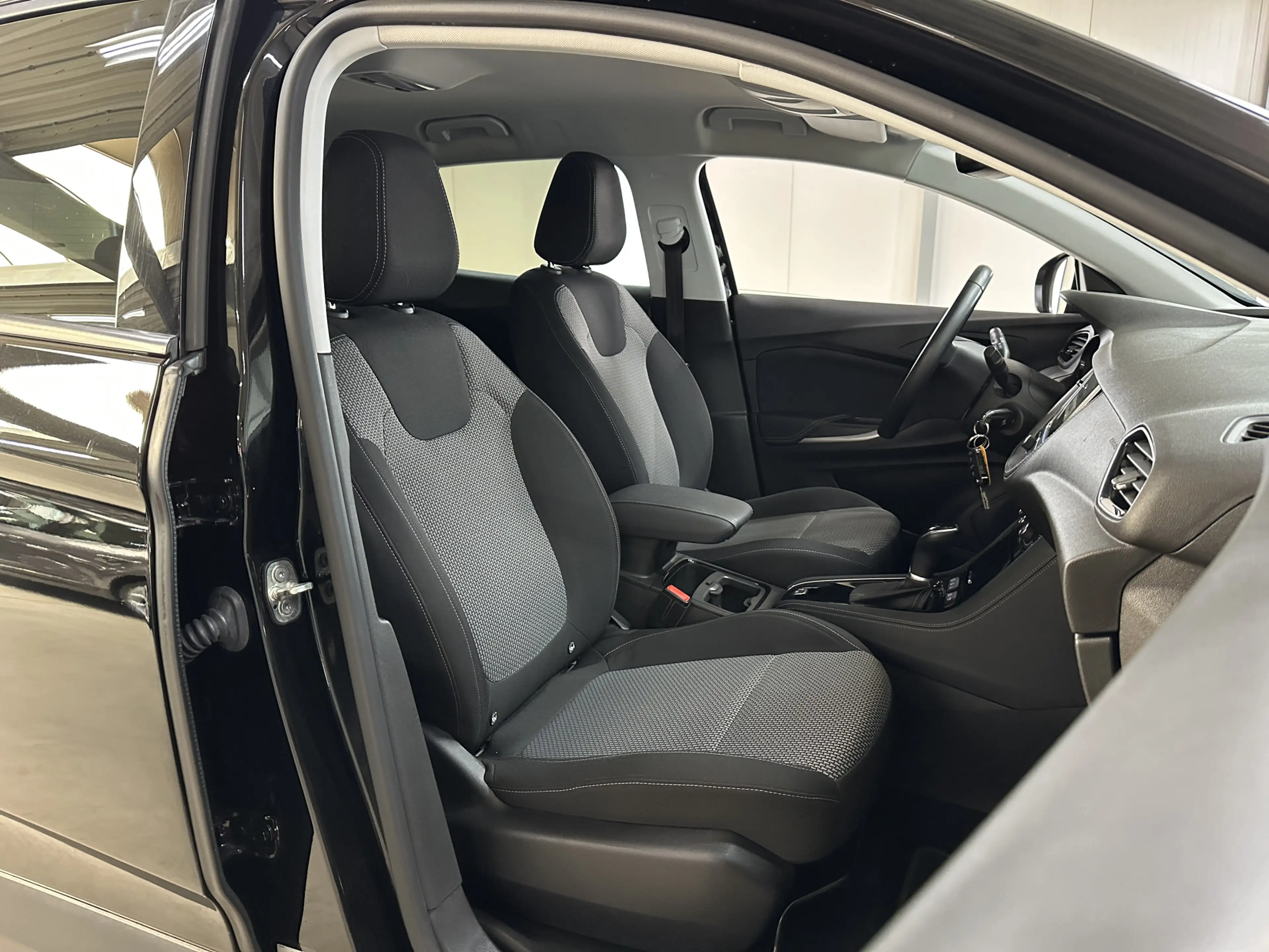 Opel Grandland X 1.2 Turbo Edition 130 pk. Aut. | Navi | Pdc | Trek — photo 31