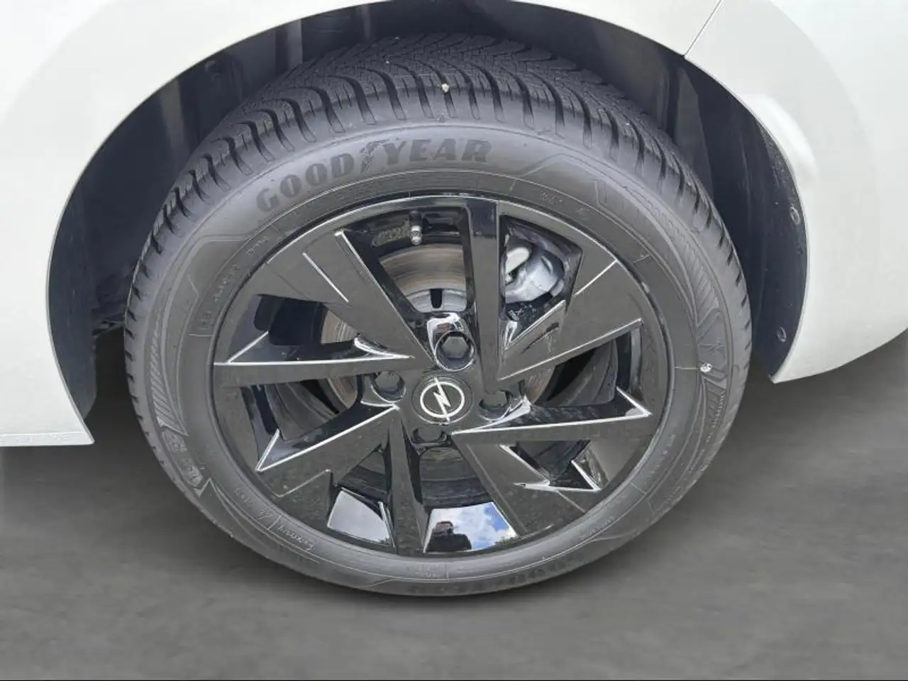 Opel Corsa GS 1.2 Turbo Hybrid DCT 110, миниатюра 23