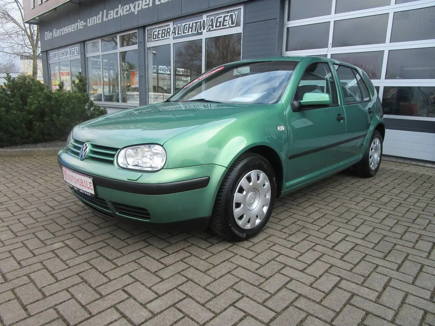 Volkswagen Golf 1.6 Comfortline Klima FH Scheckheft !!! Verde - 1