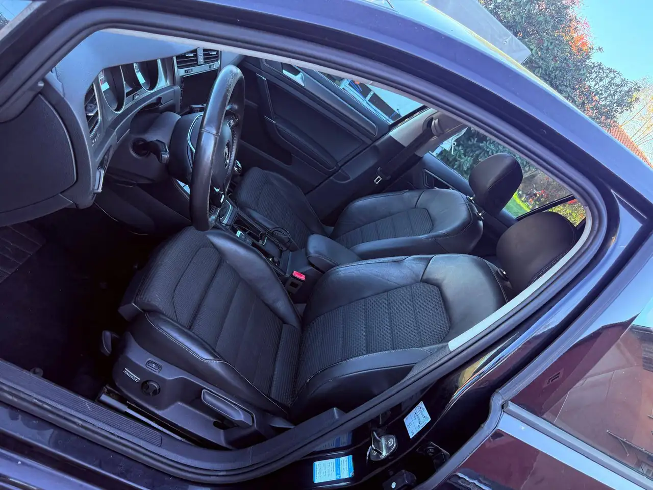 Volkswagen Golf Standard Model — photo 4
