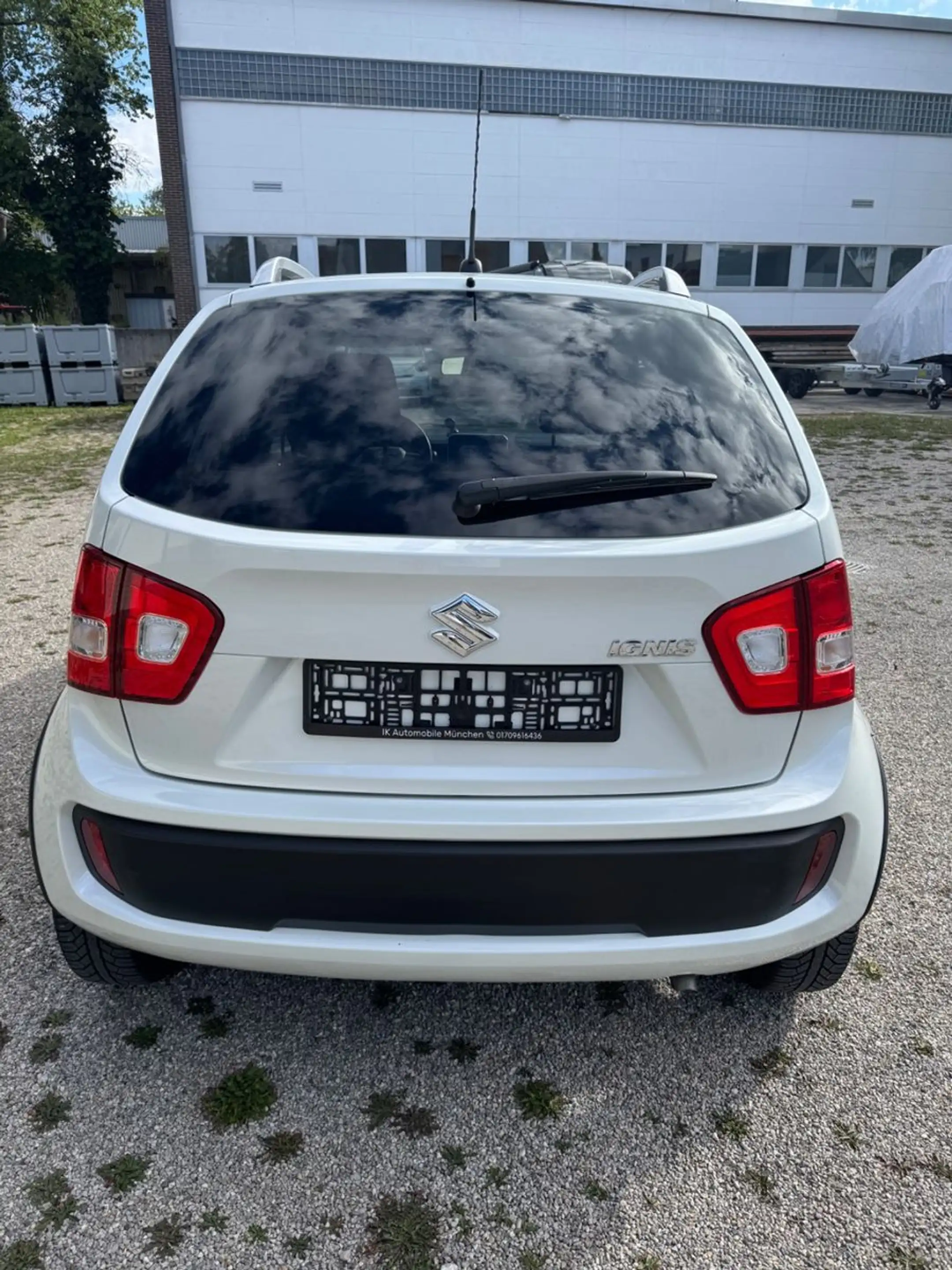 Suzuki Ignis Comfort Shine Automatik Navi Kamera — photo 8