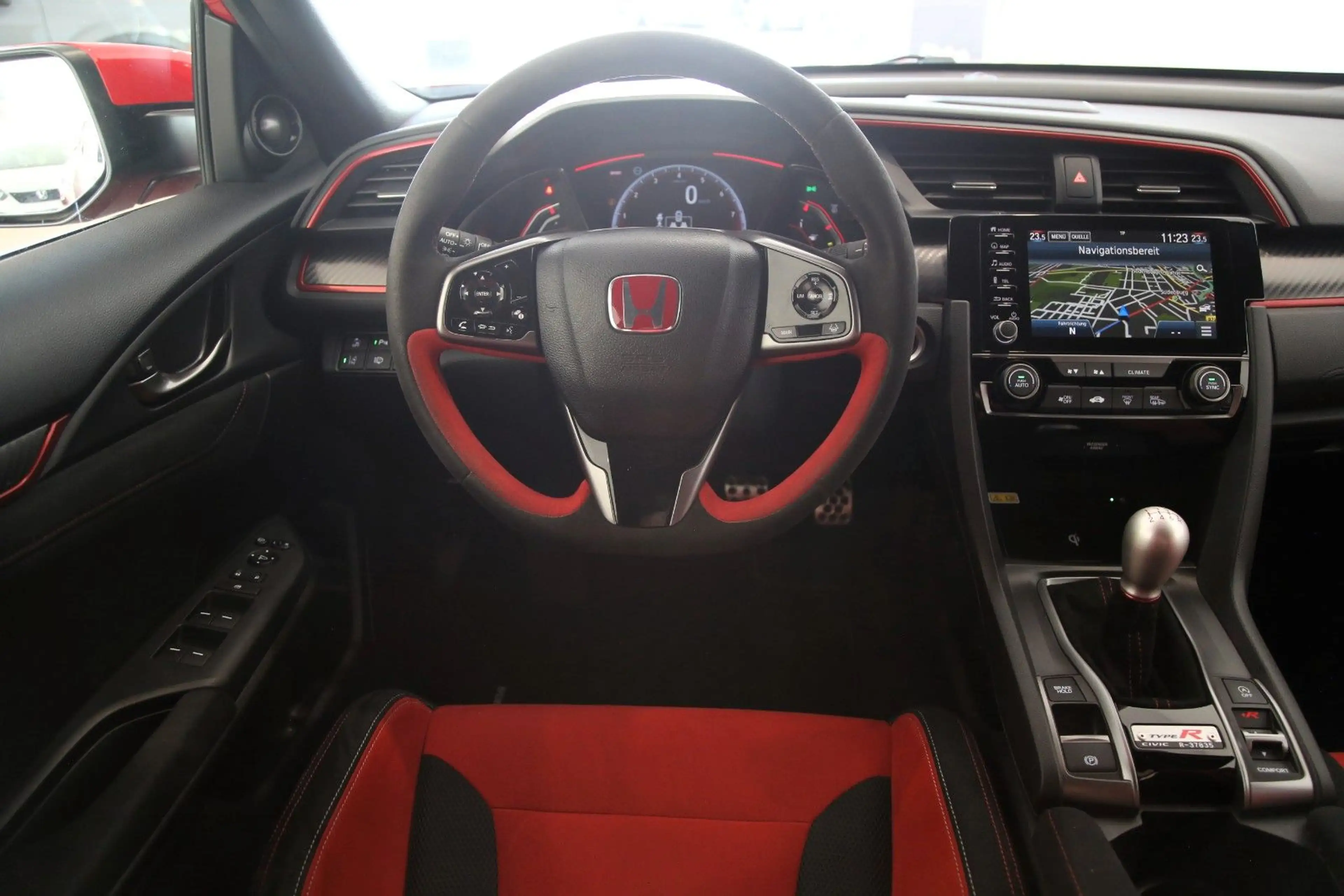 Honda Civic Lim. 5-trg. Type R GT RFK PDC — photo 6