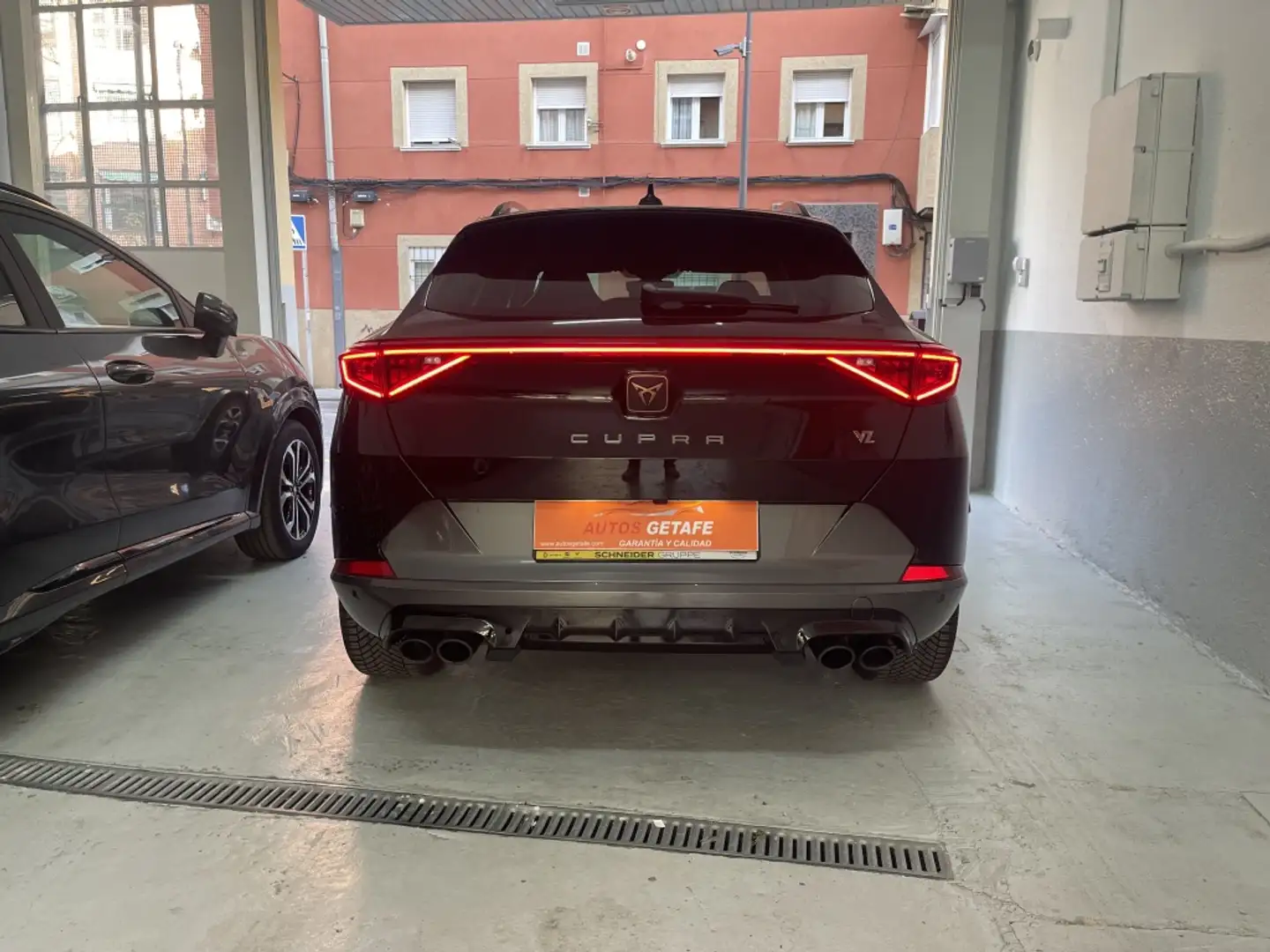 CUPRA Formentor 2.0 TSI 310 VZ DSG 4Drive Negro - 2