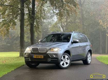 BMW X5 xDrive48i High Executive / 7 persoons / Youngtimer