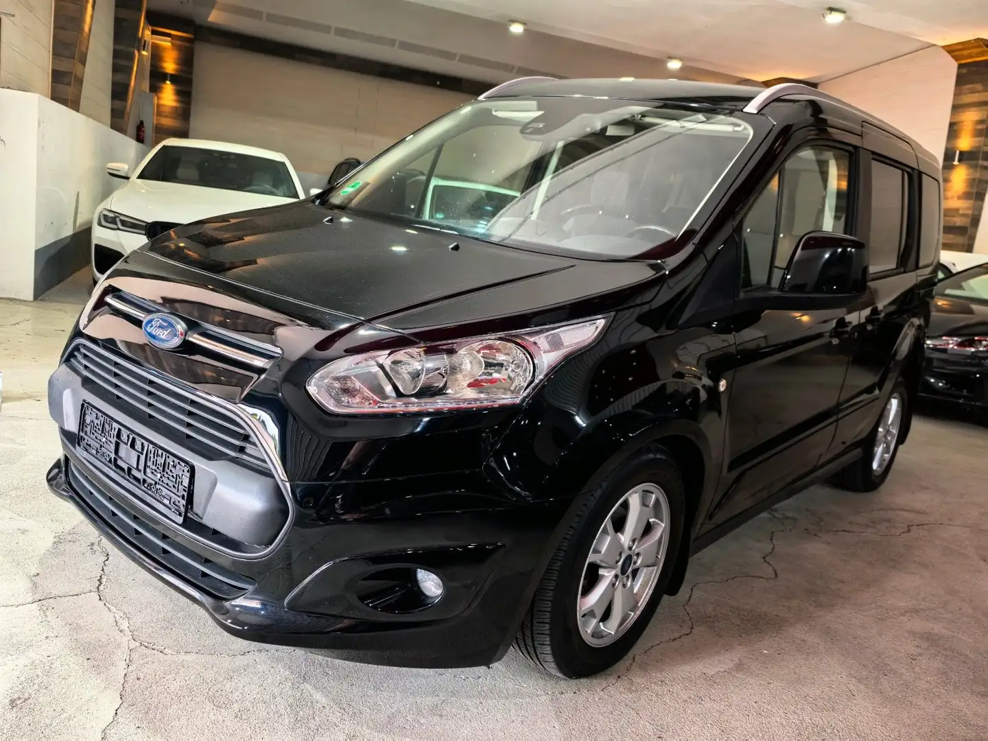Ford Tourneo Connect Titanium Gepflegt/BT/PDC Noir - 1