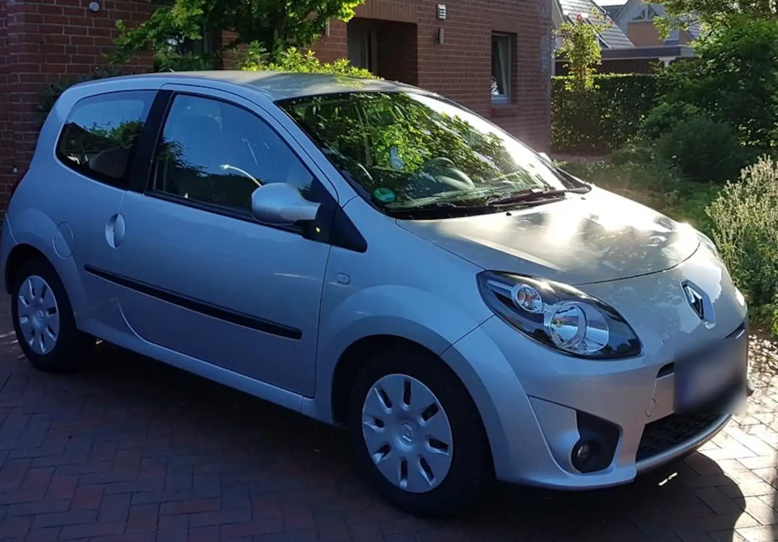 Renault Twingo Twingo 1.2 16V Rip Curl srebrna - 2