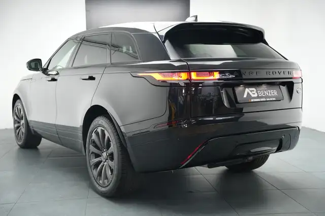 Land Rover Range Rover Velar view 7