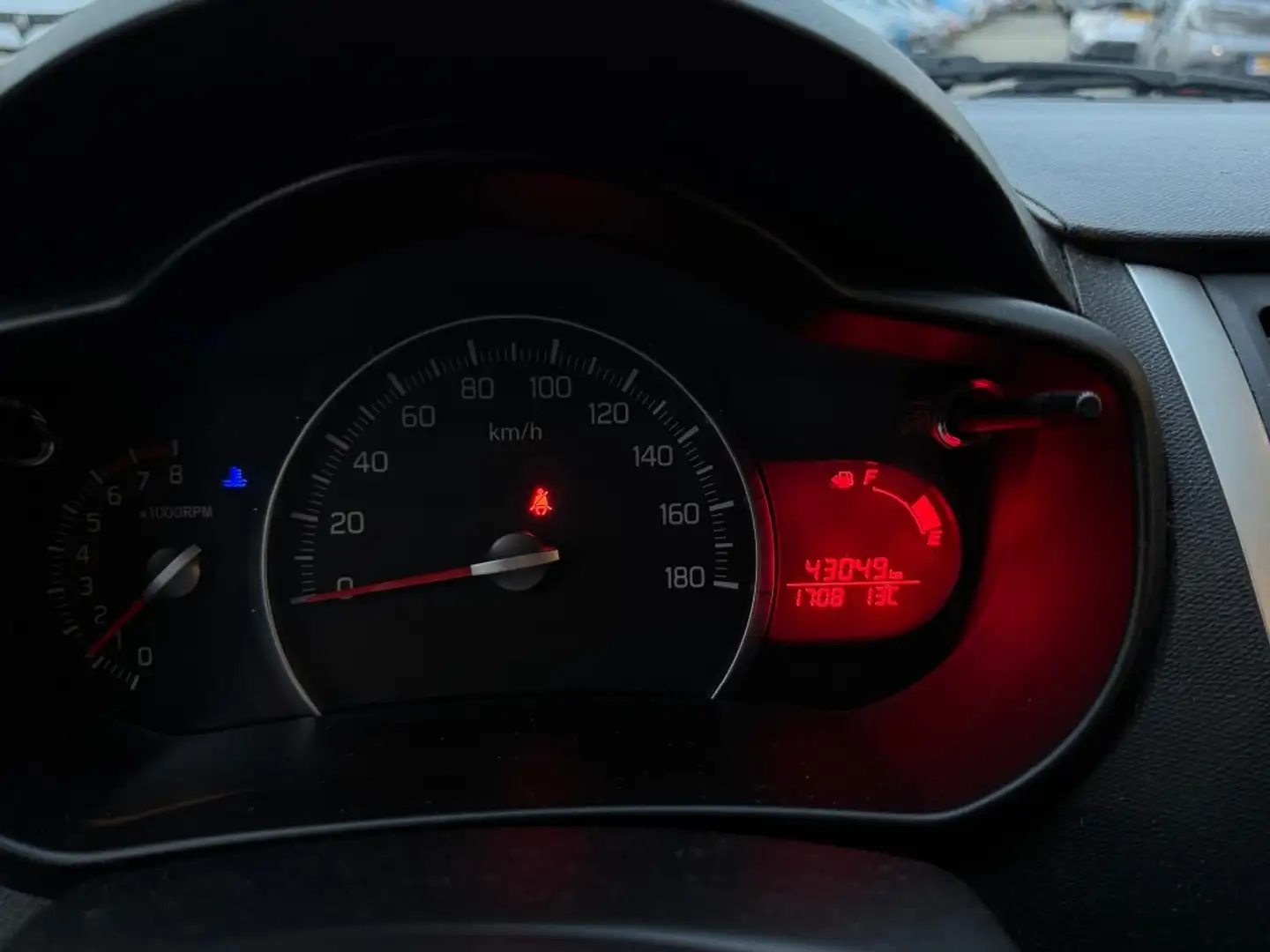 Suzuki Celerio 1.0 Comfort - cruise - elek. ramen - bluetooth Grijs - 2