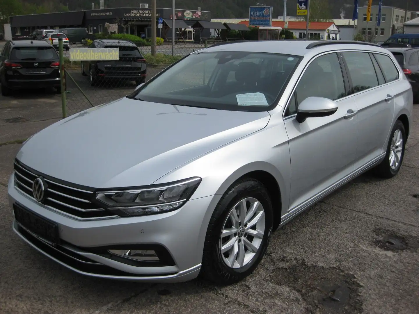 Volkswagen Passat Variant Business**ACC**LED** Zilver - 1