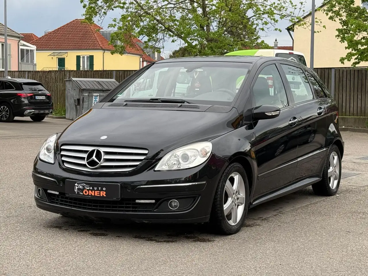 Mercedes-Benz B 200