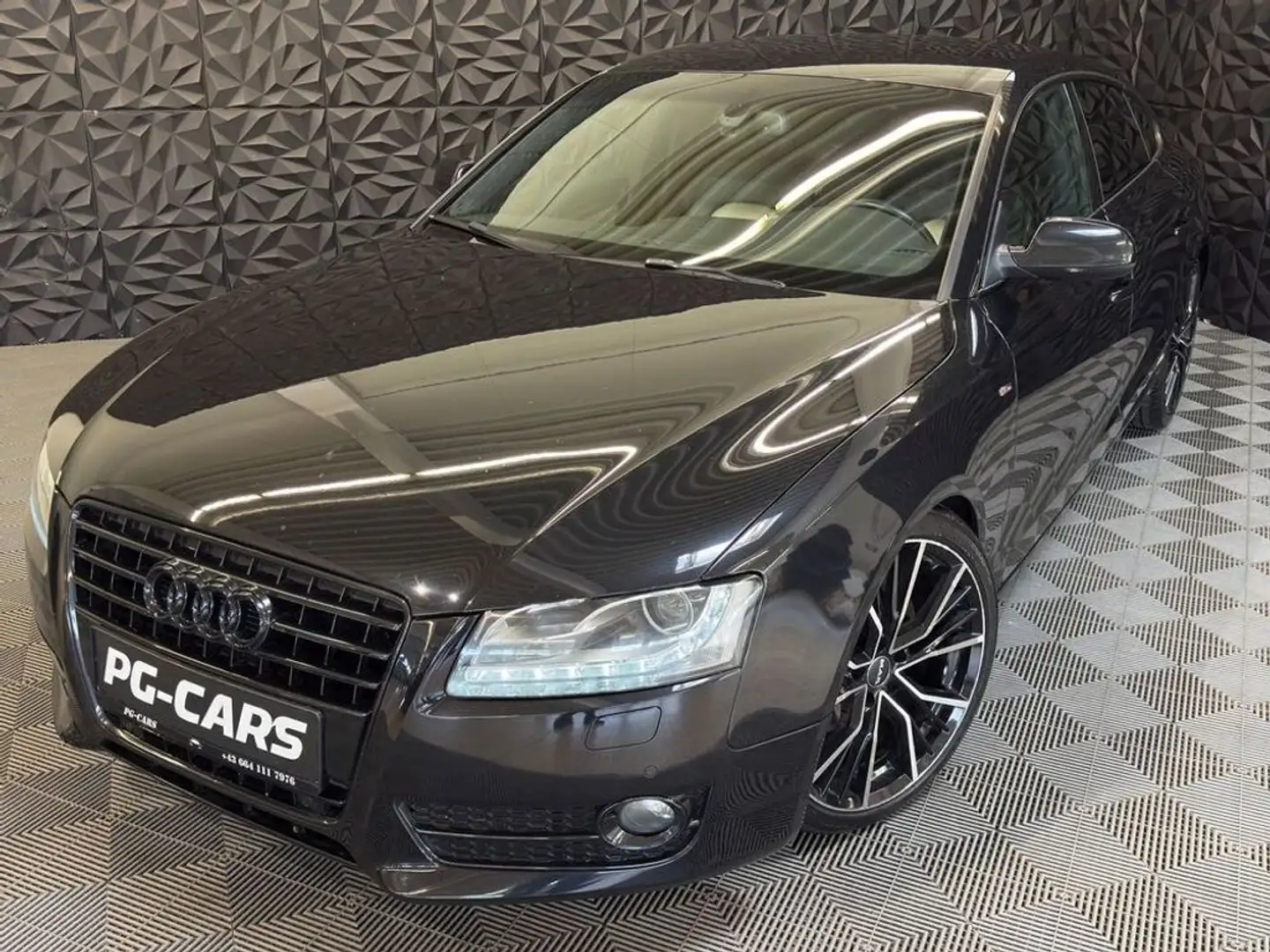 Audi A5 SB 2.0 TDI DPF Schwarz - 1