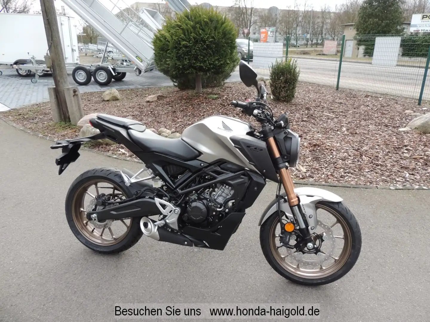 Honda CB 125 R ABS  NEU Argintiu - 1