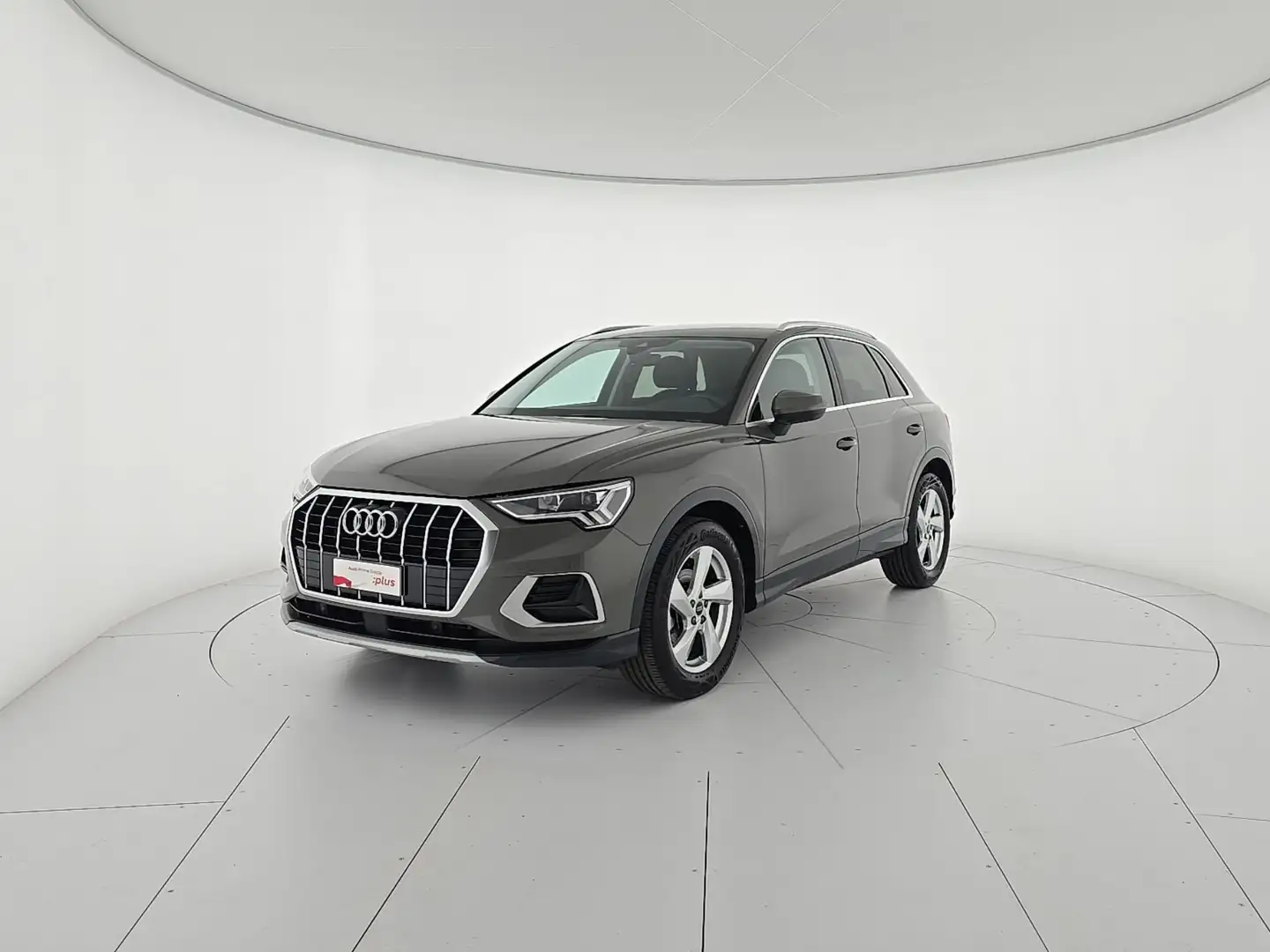 Audi Q3 35 TDI S tronic Business Advanced Gris - 1