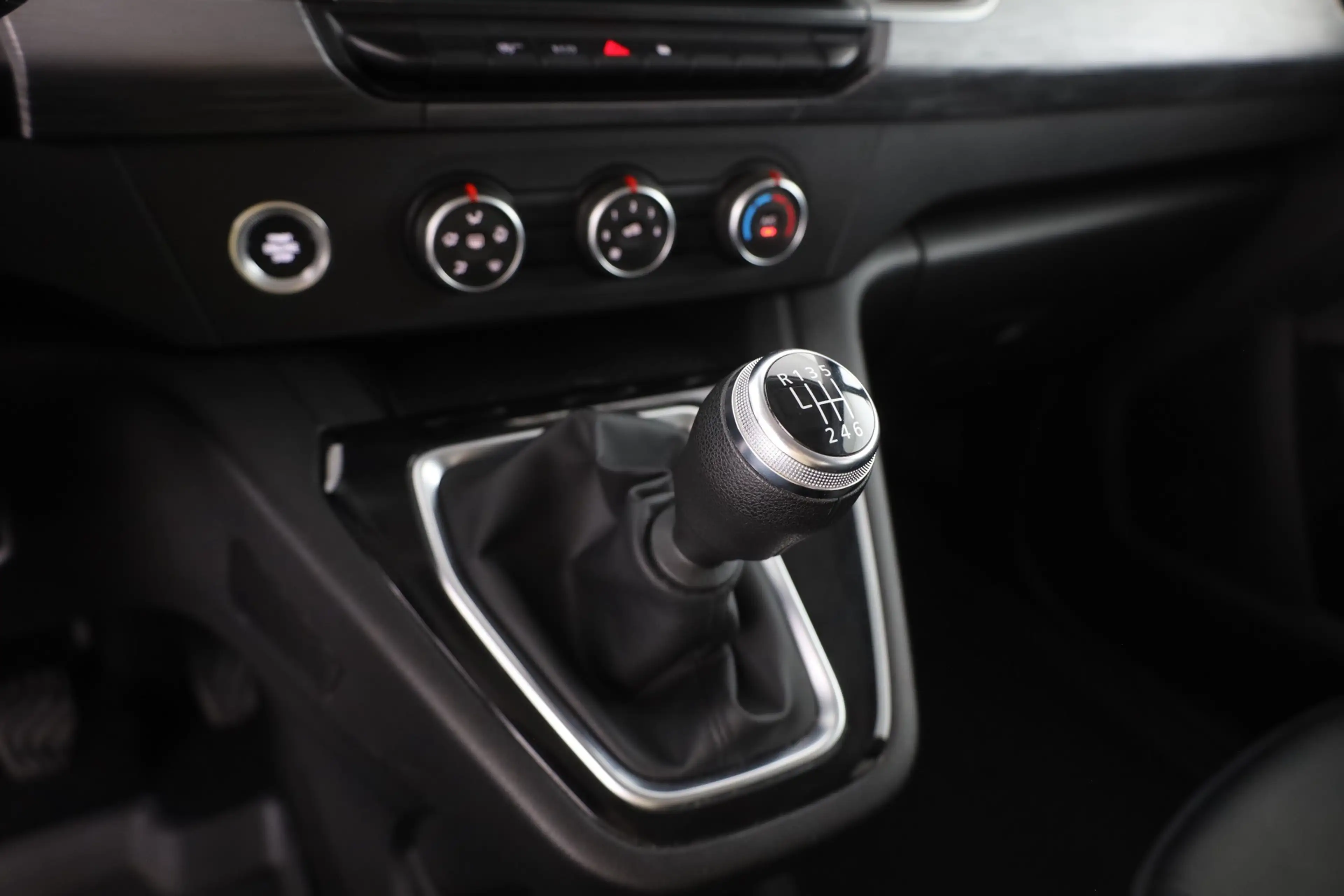 Nissan Townstar Kombi 1.3 DIG-T N-Design LED Navi AHK — photo 13