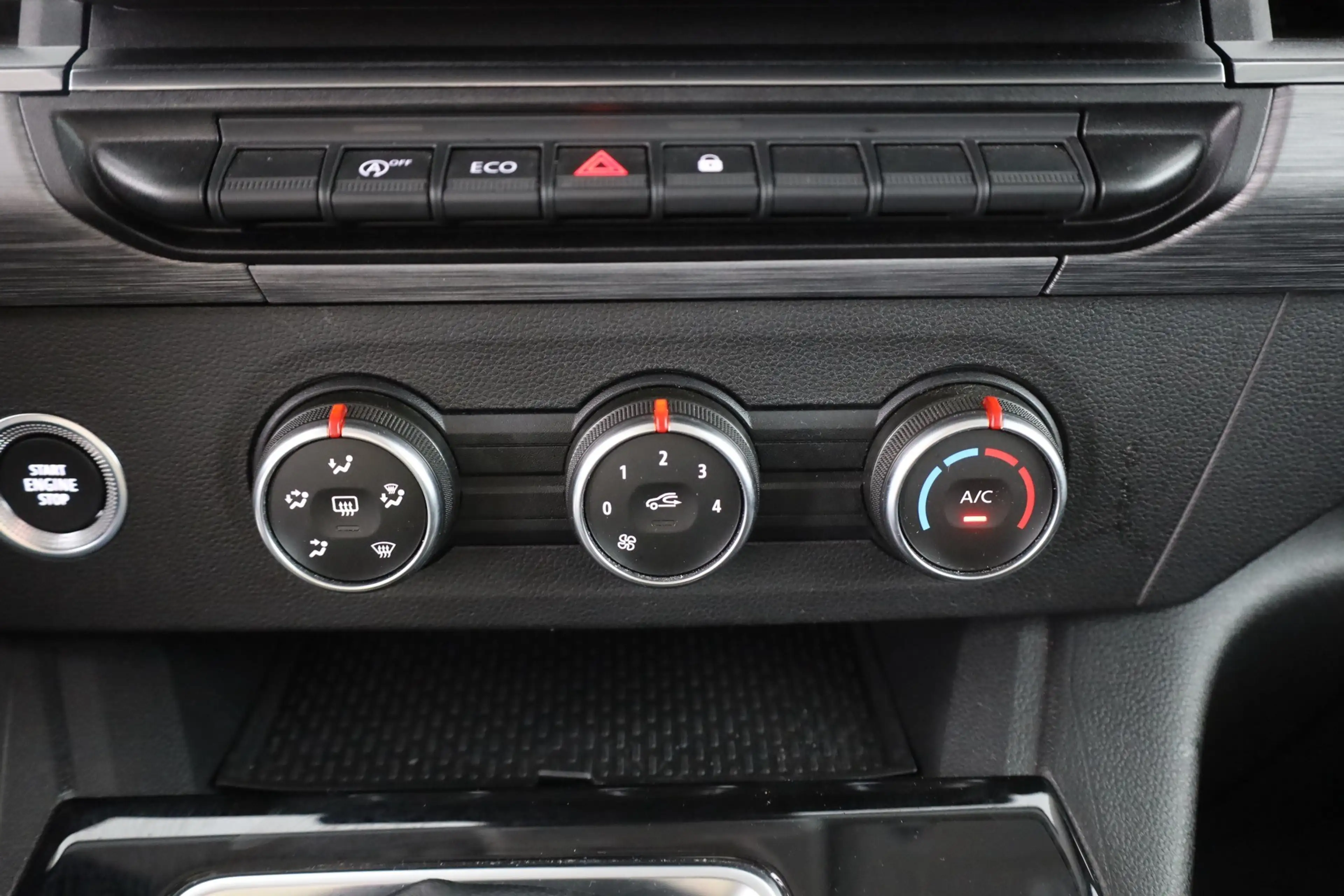 Nissan Townstar Kombi 1.3 DIG-T N-Design LED Navi AHK — photo 12