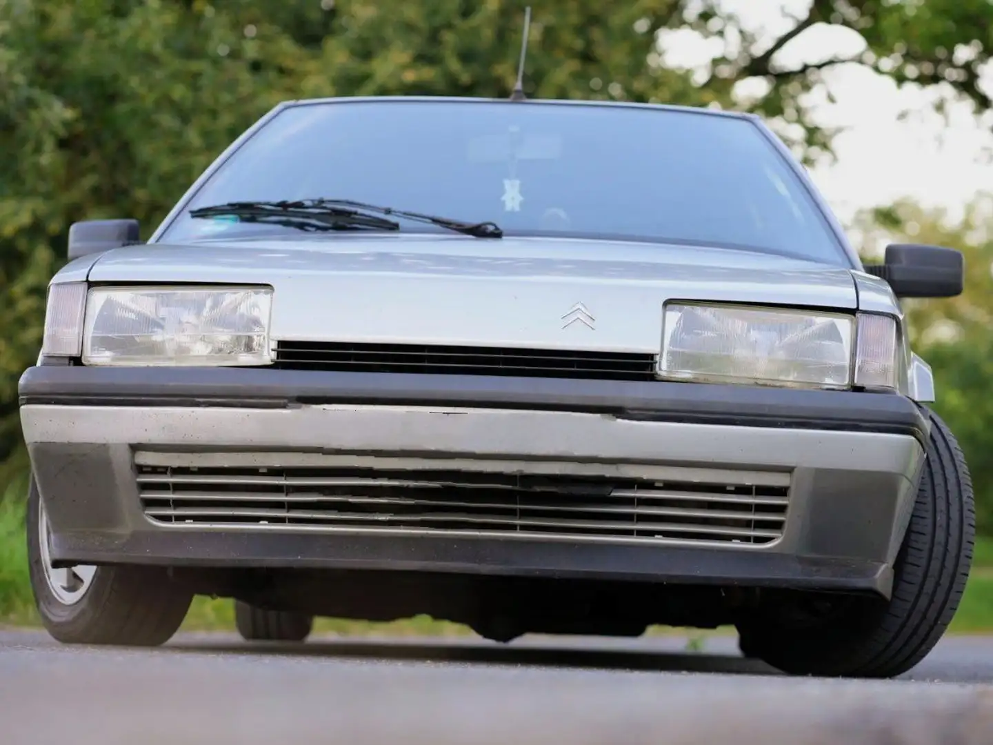 Citroen BX 19 TZI Silber - 2