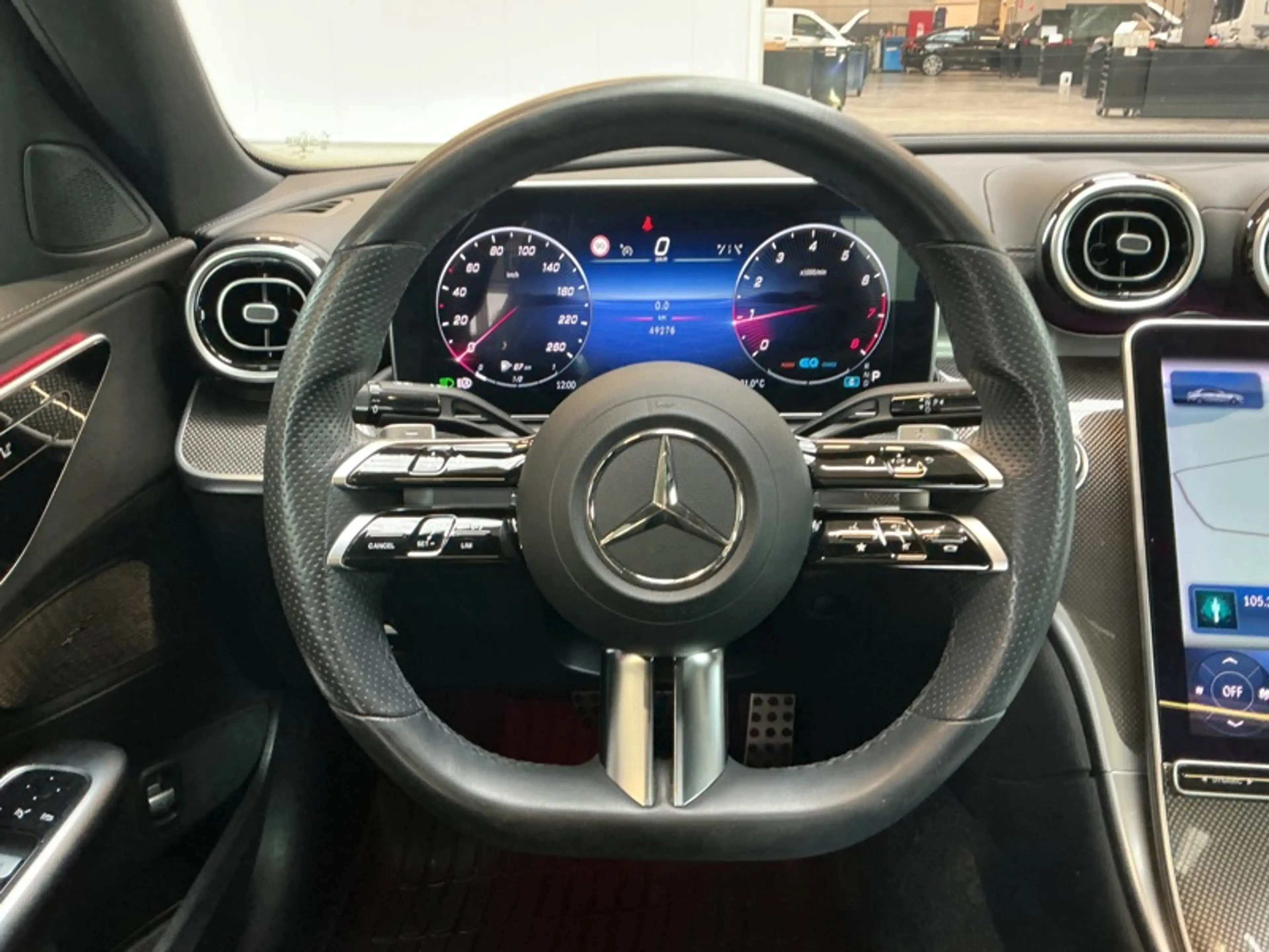 Mercedes-Benz C 180 Berline AMG Pack Night — photo 12