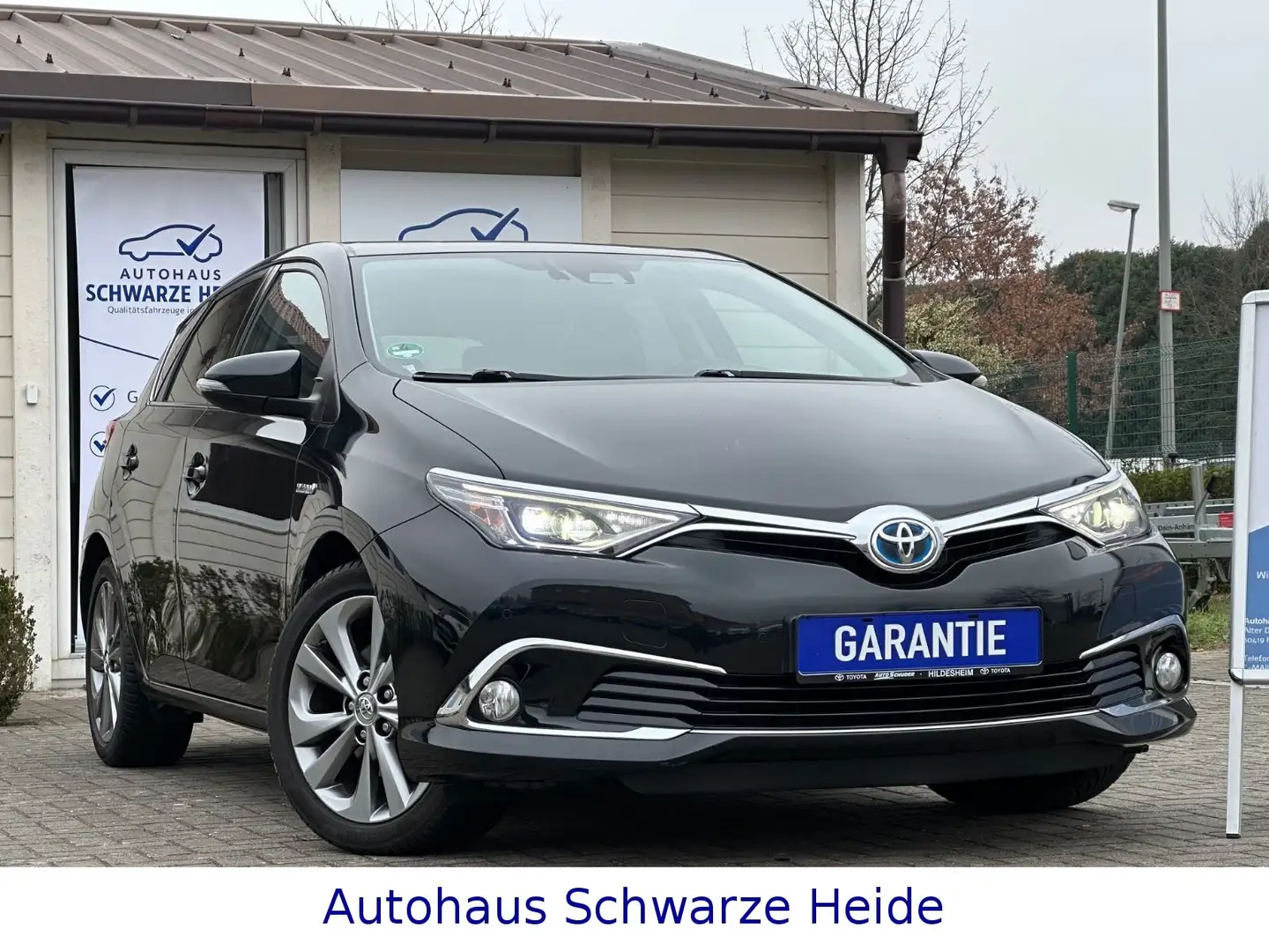 Toyota Auris Hybrid Executive *HERSTELLER GARANTIE*2Hd Noir - 1