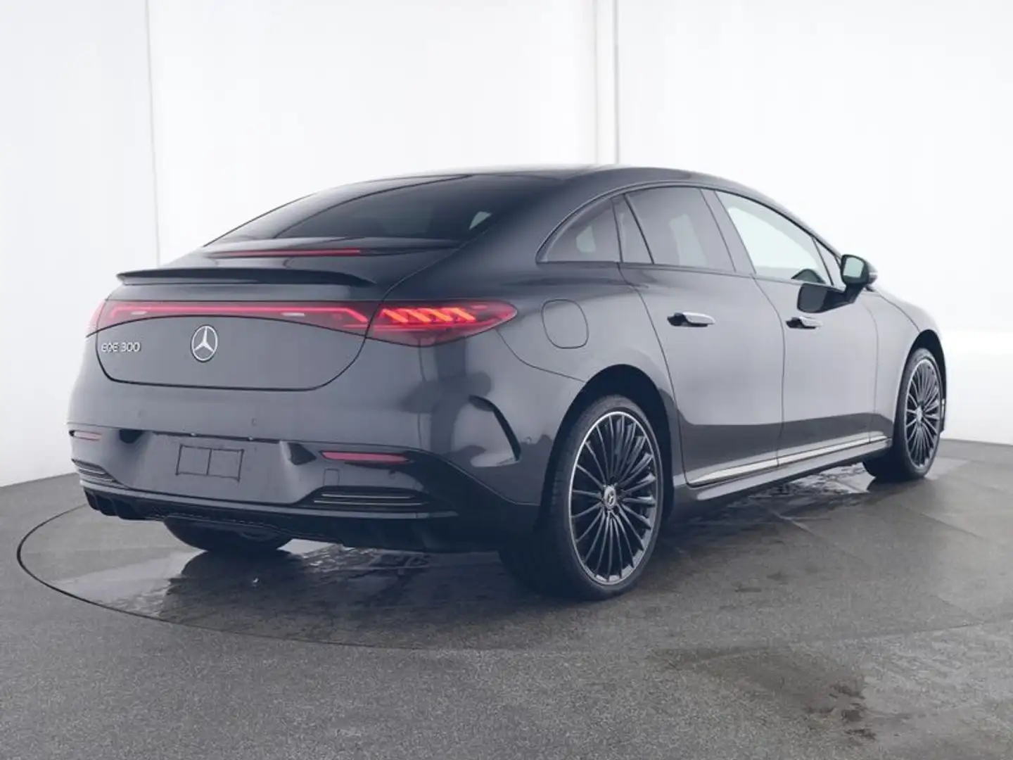Mercedes-Benz EQE 300 AMG Advanced Plus Night Airmatic Digital Grey - 2