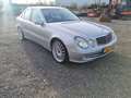 Mercedes-Benz E 320 Avantgarde Grijs - thumbnail 3
