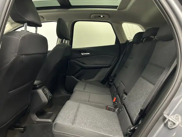 BMW 2 Series view 15