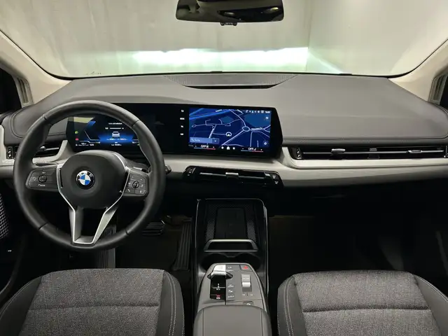 BMW 2 Series view 5