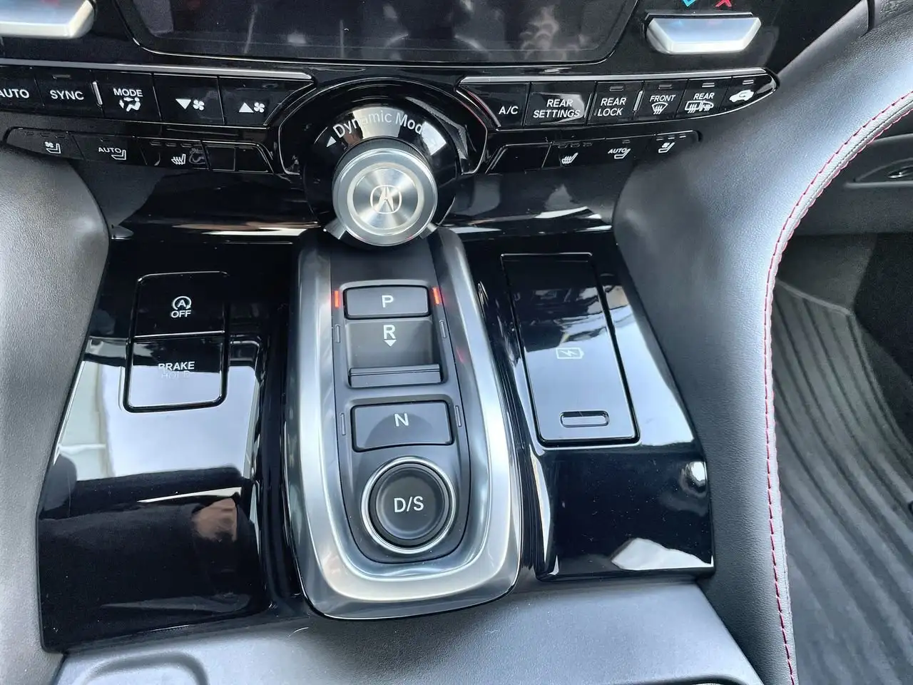 Acura MDX снимка Acura MDX