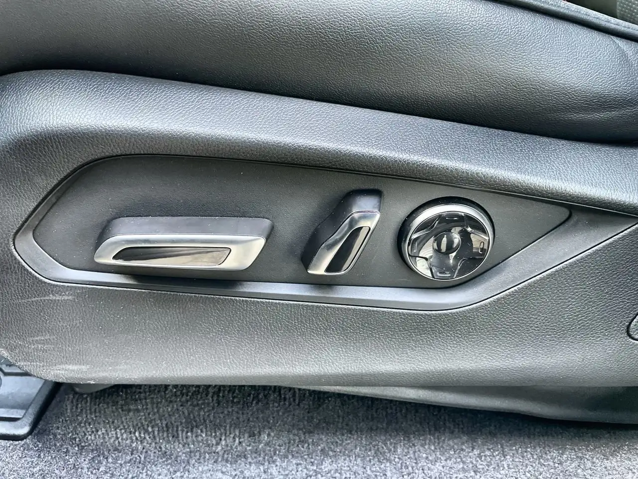 Acura MDX снимка Acura MDX