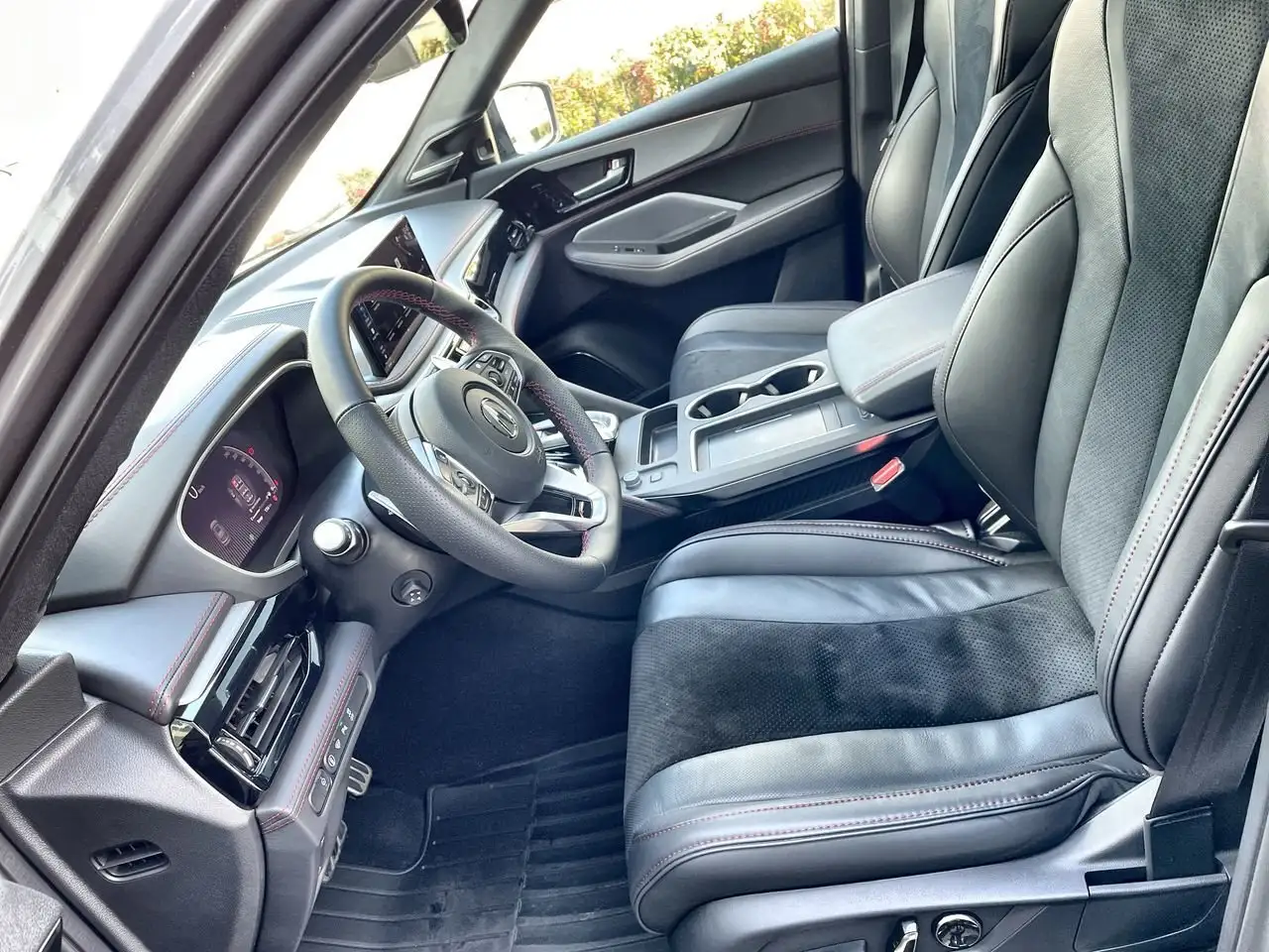 Acura MDX снимка Acura MDX