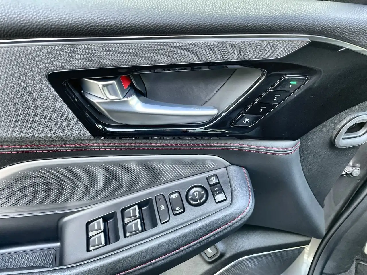 Acura MDX снимка Acura MDX