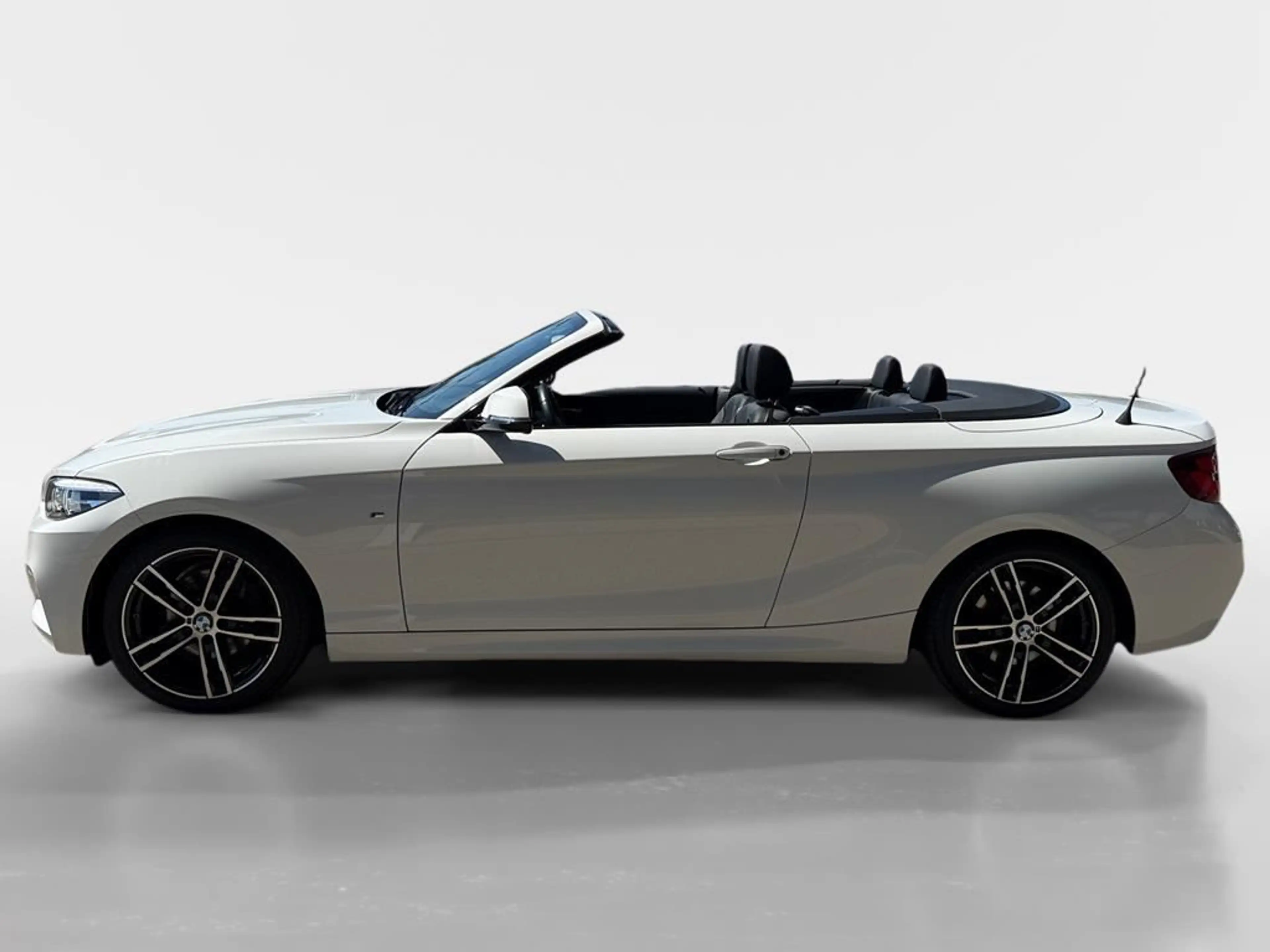 BMW 220 M Sport — photo 4