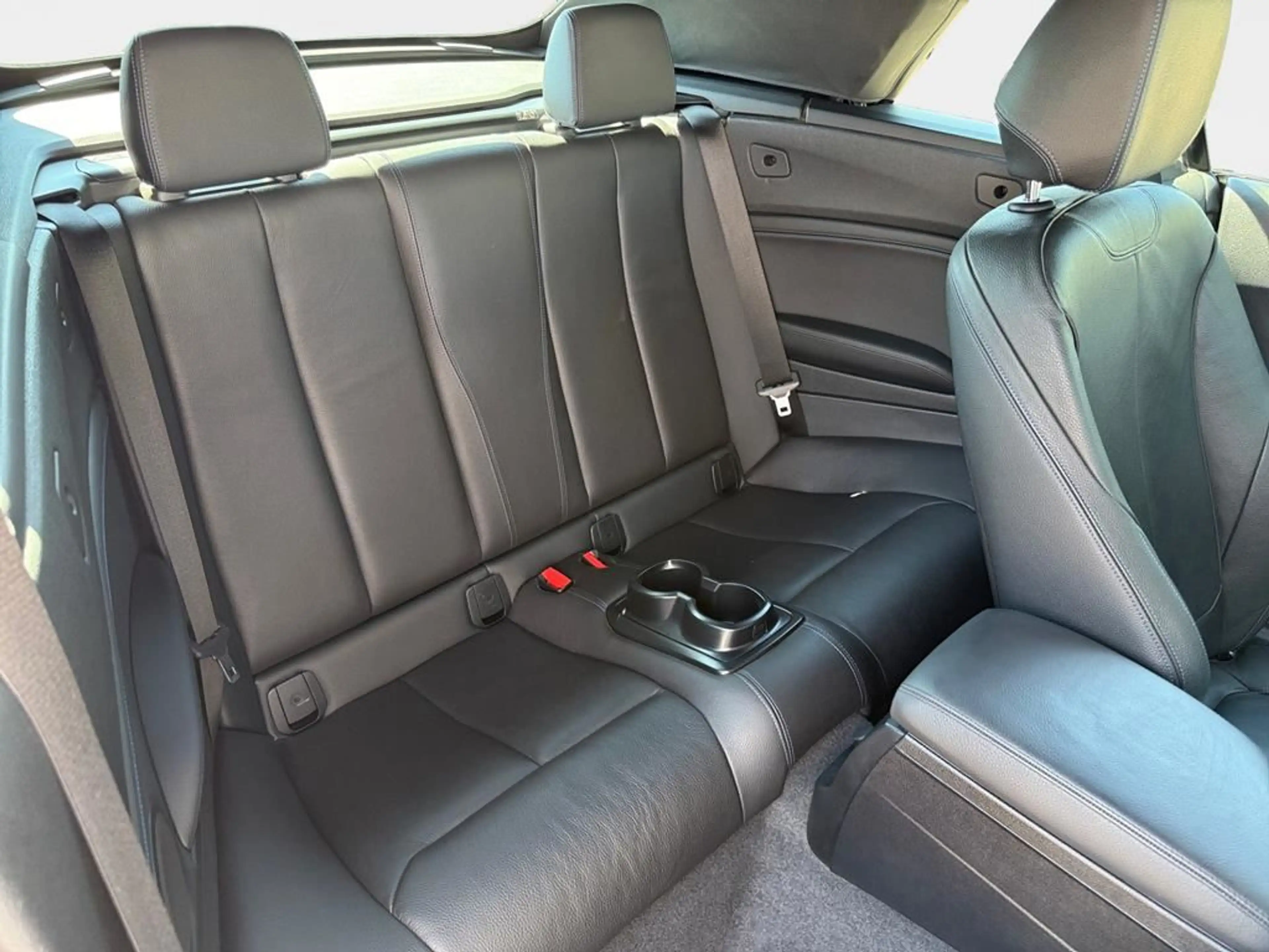 BMW 220 M Sport — photo 15