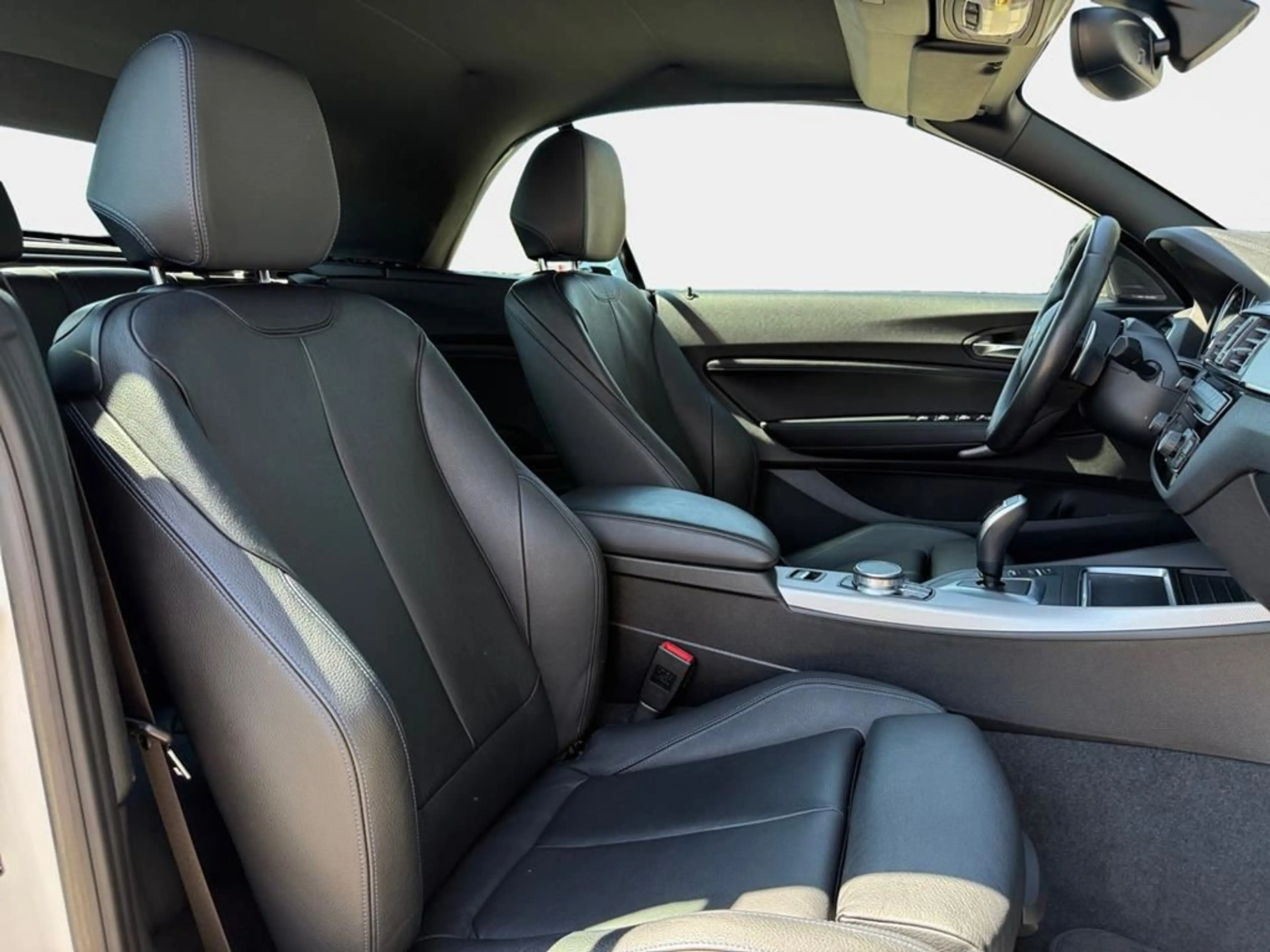 BMW 220 M Sport — photo 14