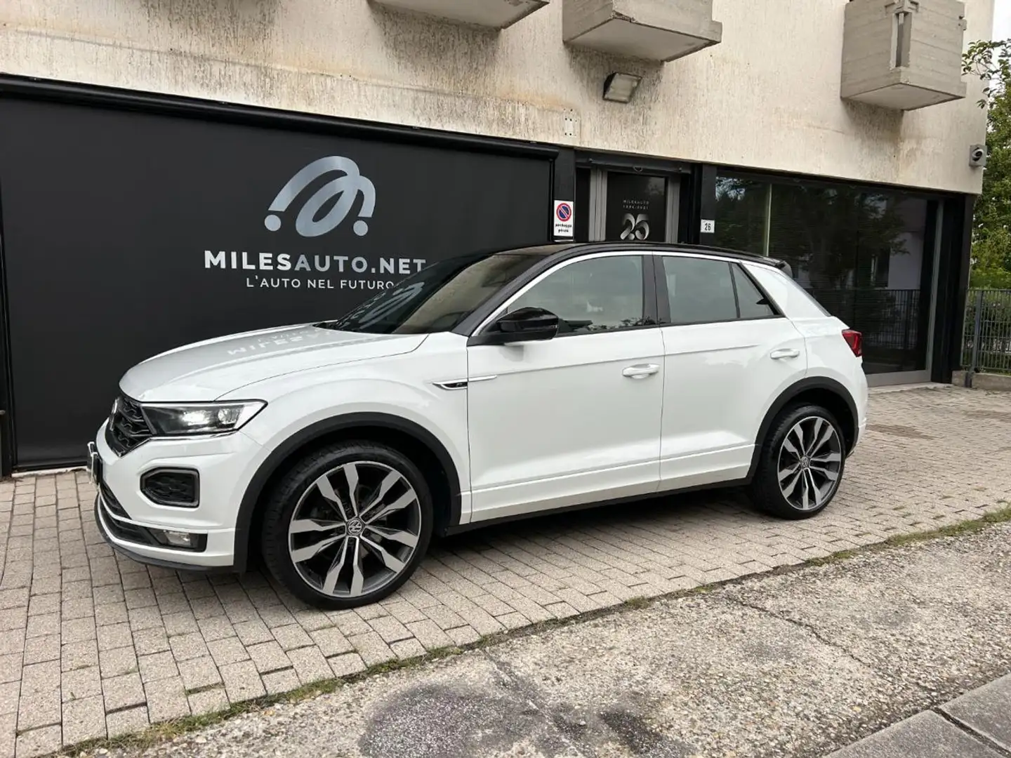 Volkswagen T-Roc 1.5 TSI ACT DSG R Line Sedili sport Blanc - 1