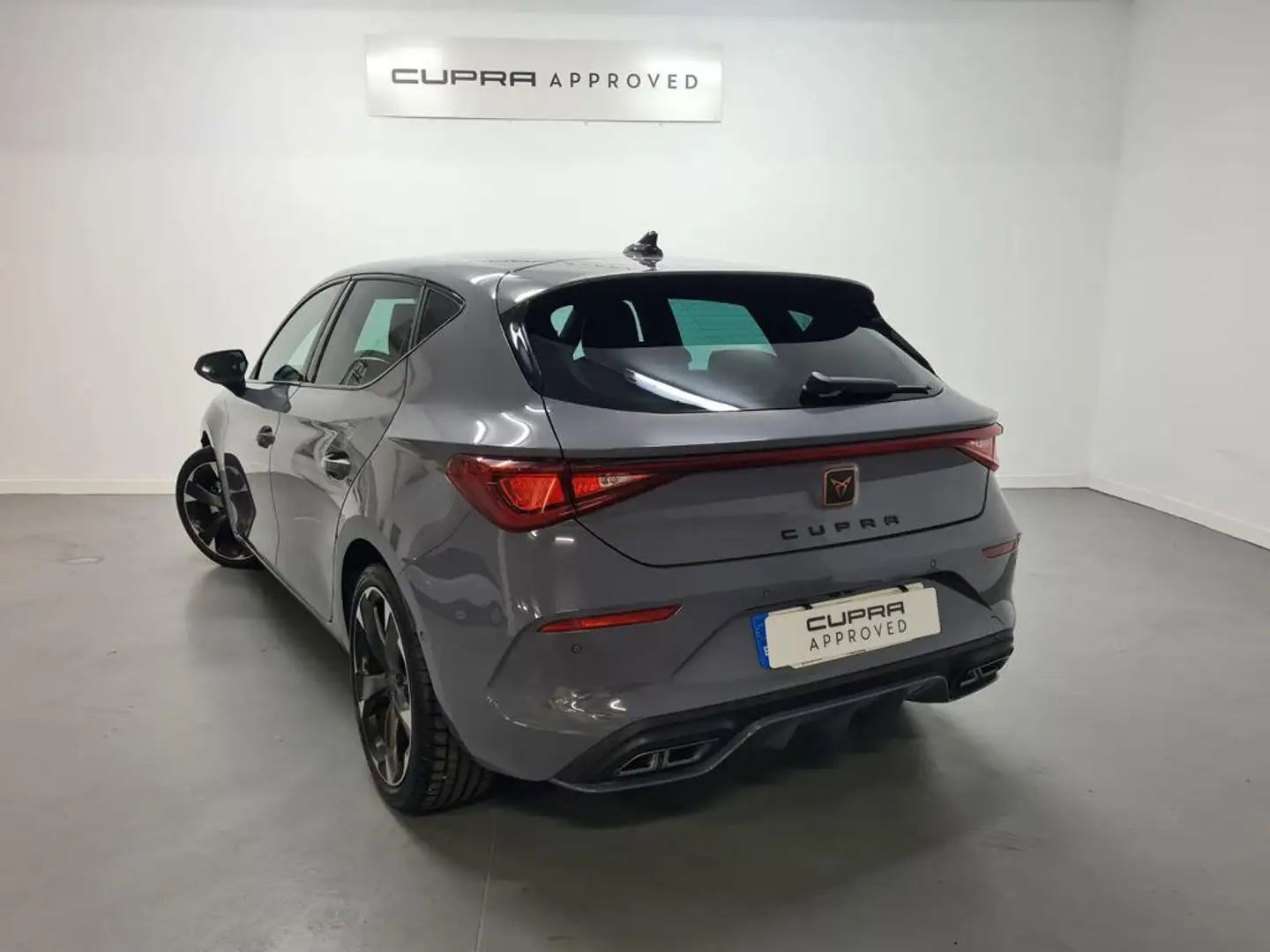 CUPRA Leon 1.5 ETSI DSG 110Kw Gris - 2